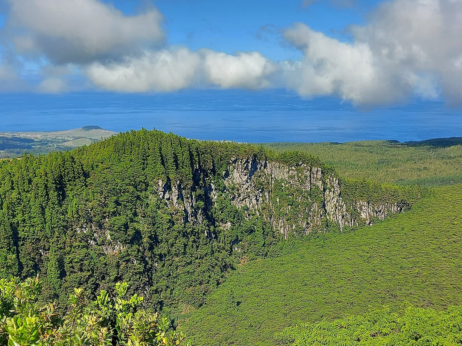 Rocha do Chambre Trail - Image 1