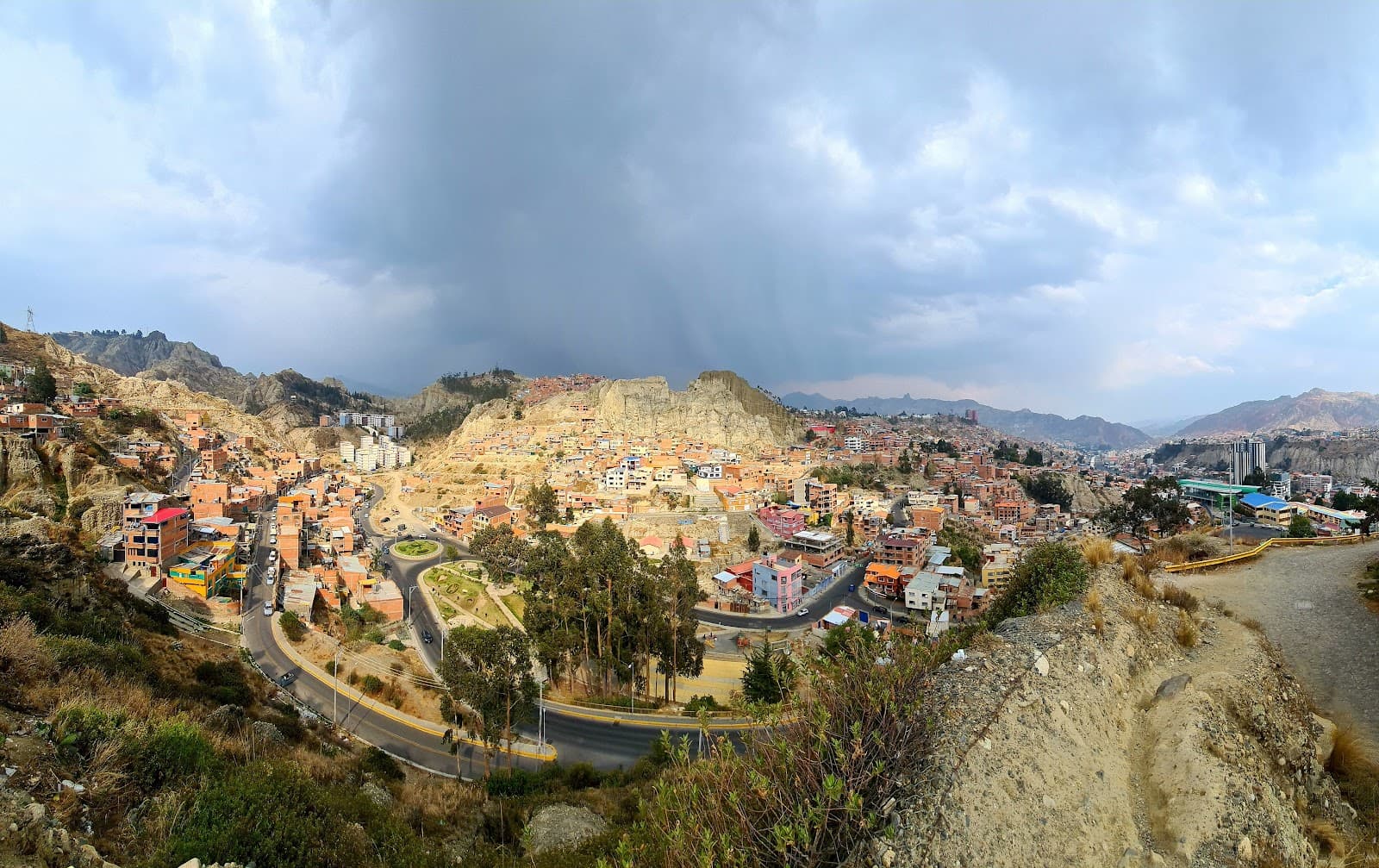 Mirador Alto Obrajes La Paz - Image 1