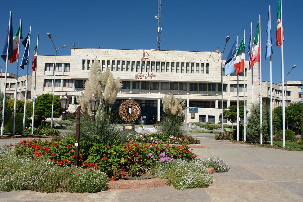 Ferdowsi University Campus - Image 1