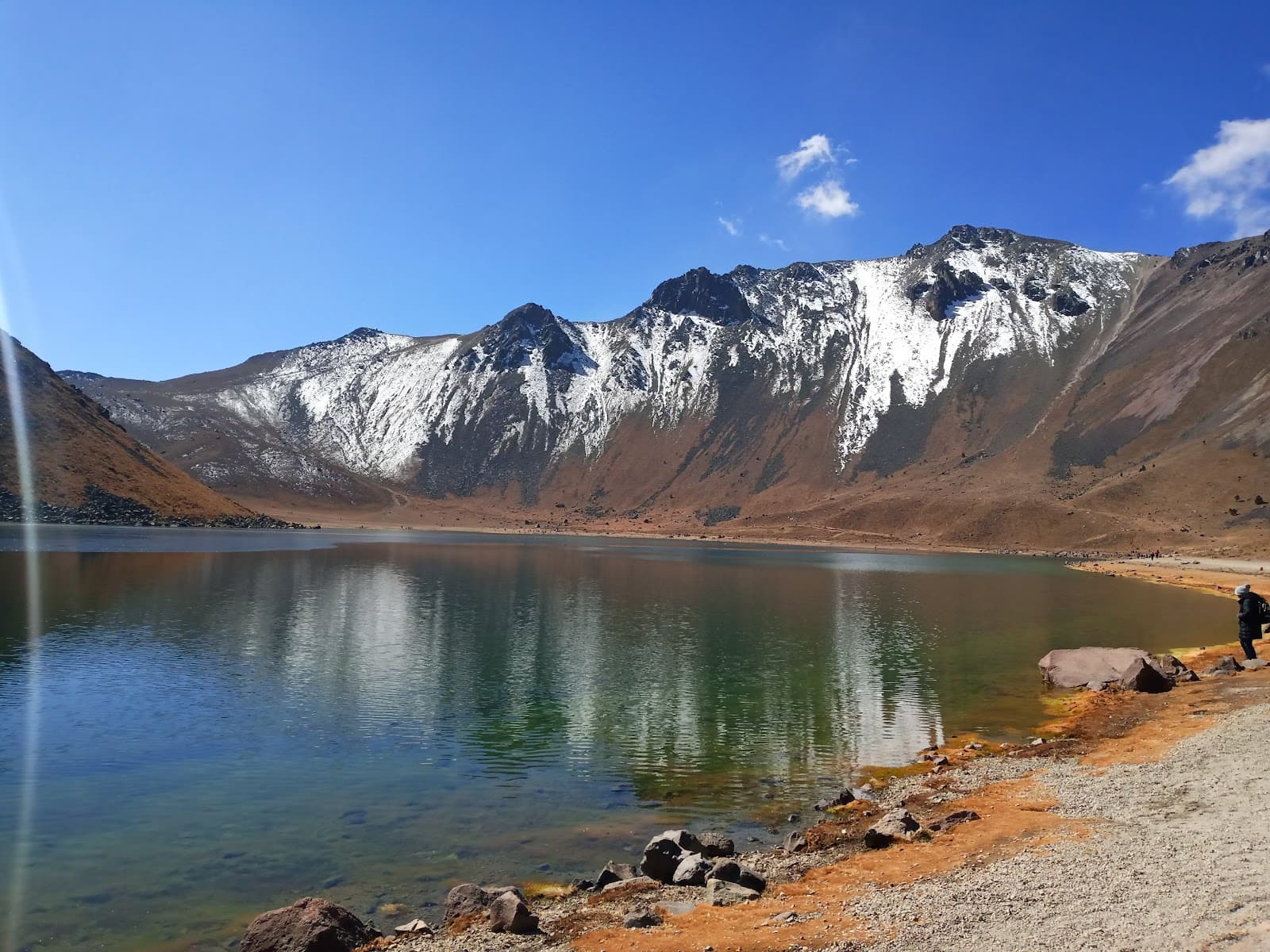Lago del Sol (crater lake) - Image 1