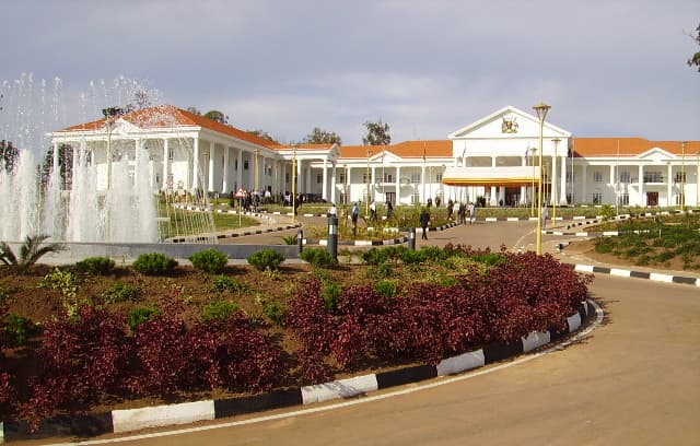 State House Entebbe (exterior) - Image 1