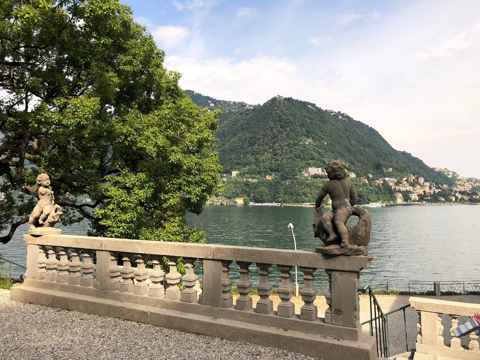 Stimulating Artistic Space