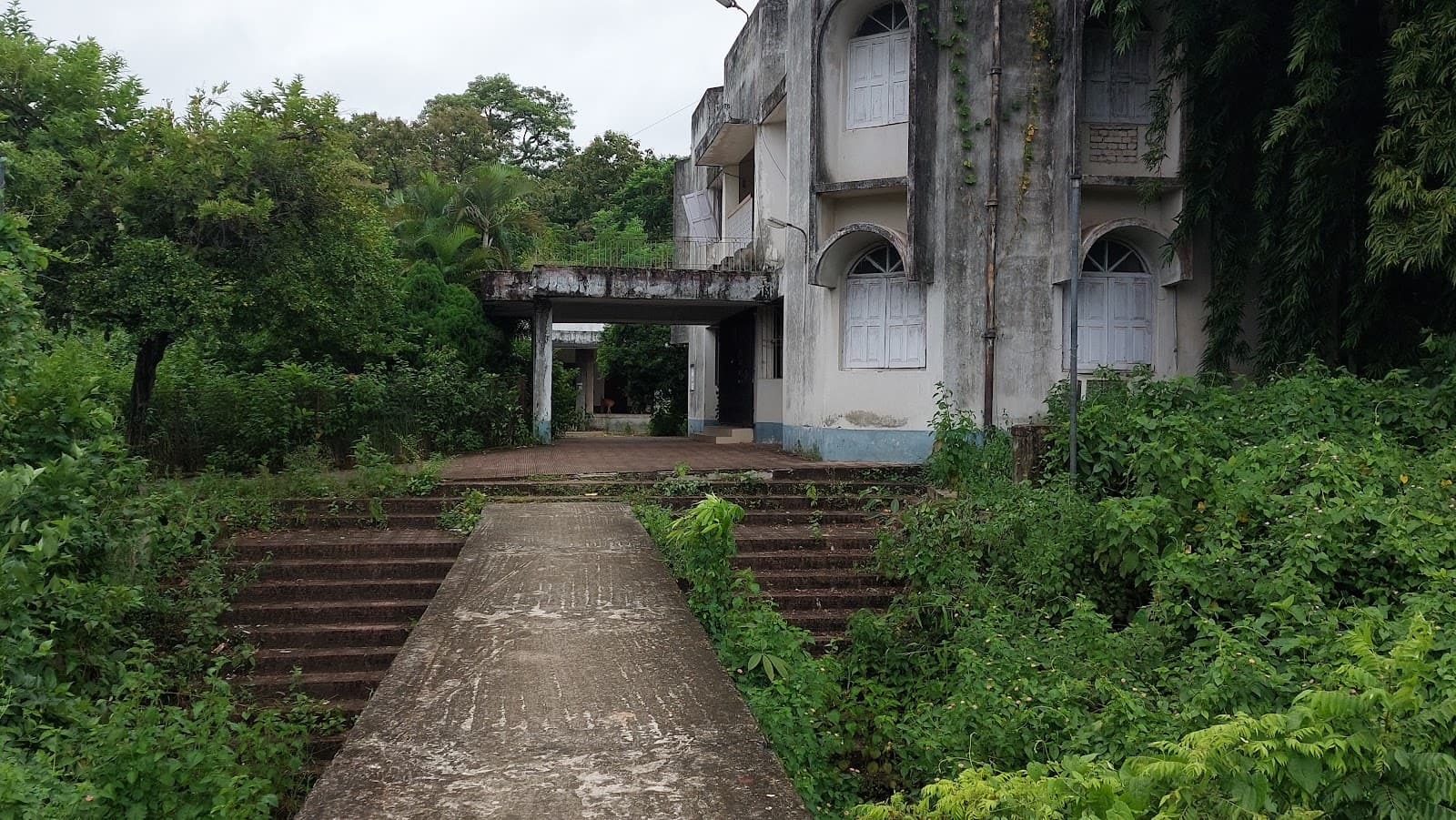 Williams Town - Image 1