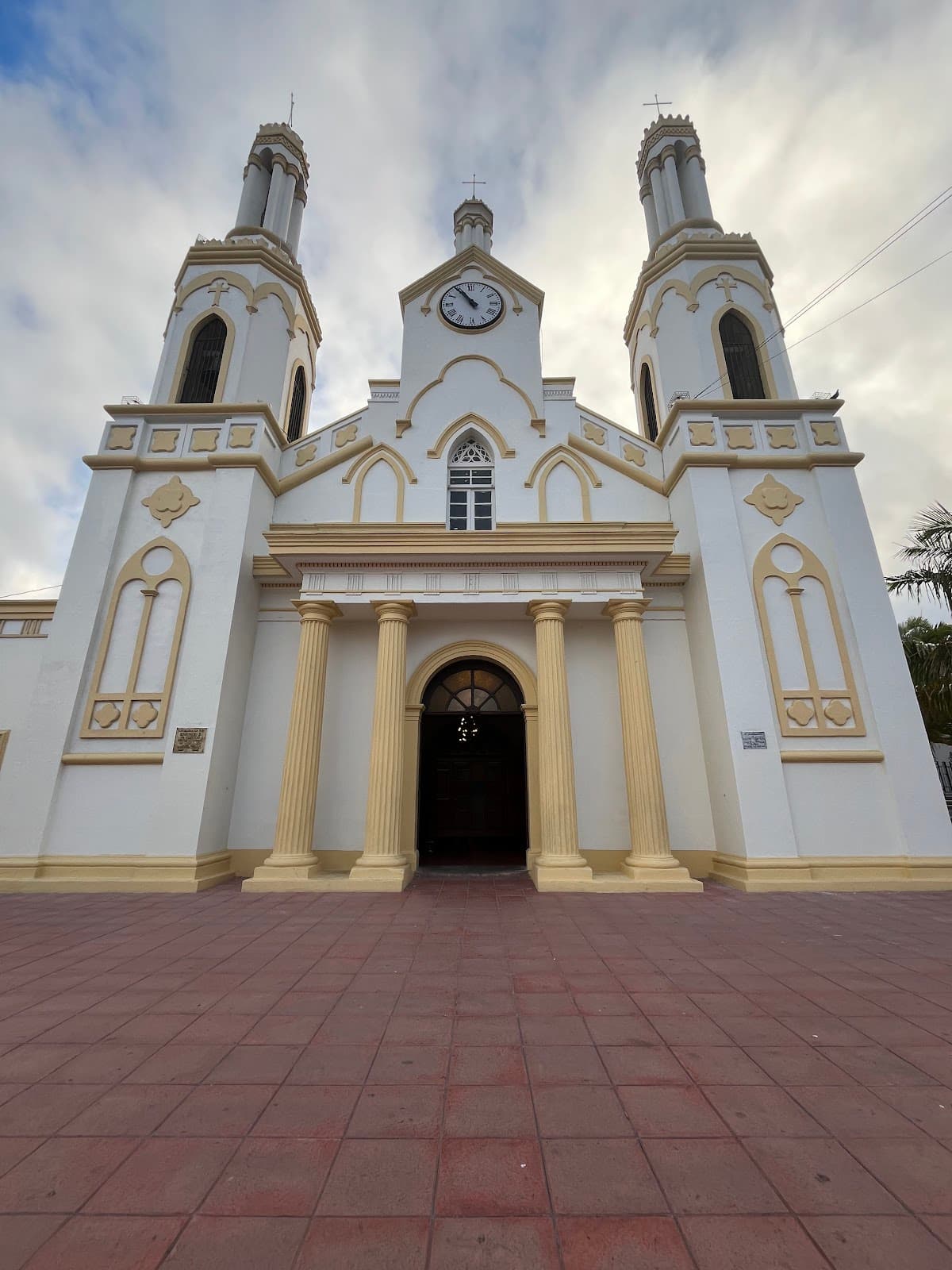 Ermita de Suyapa - Image 1