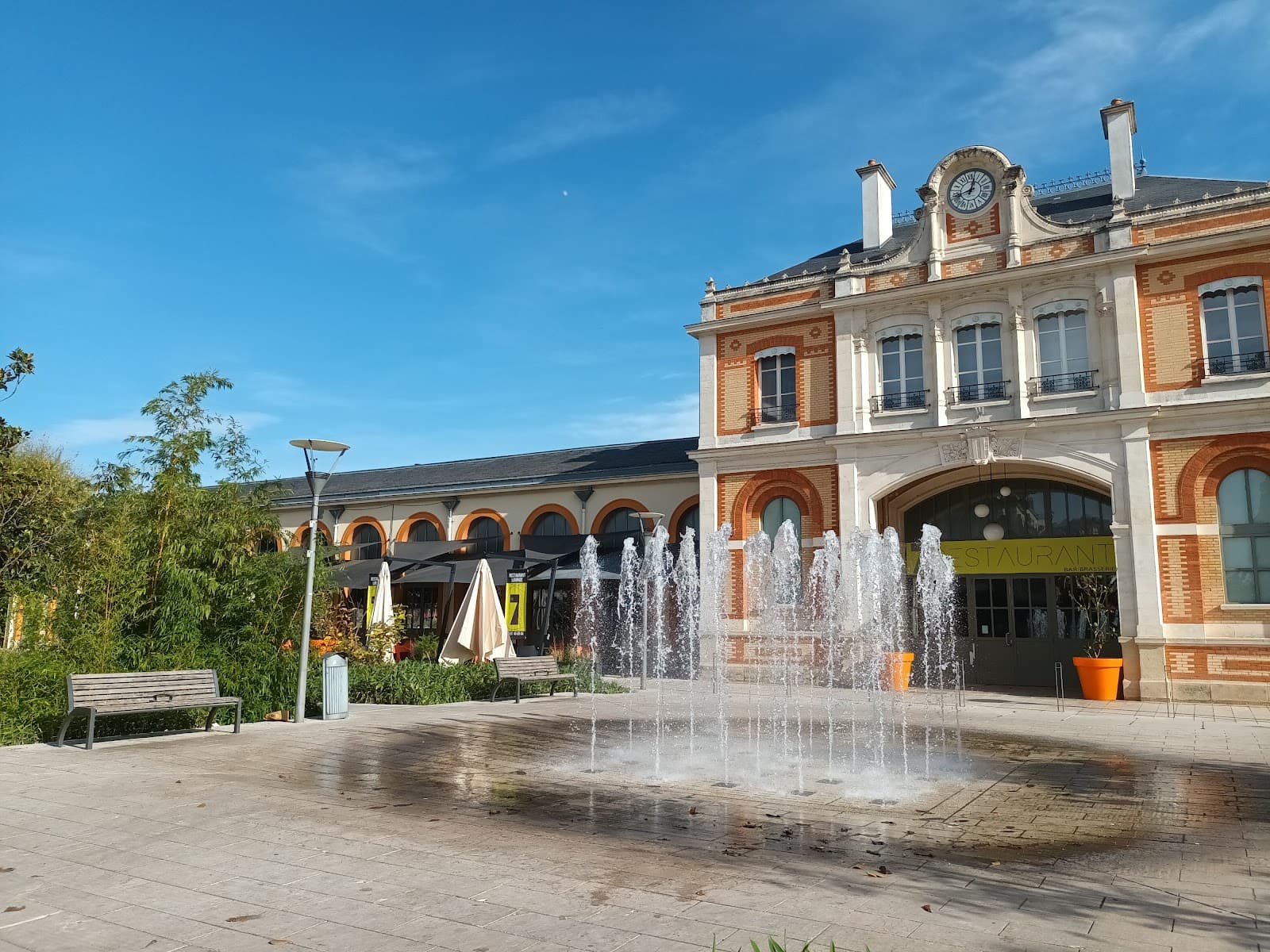 Vichy Train Station - Image 1