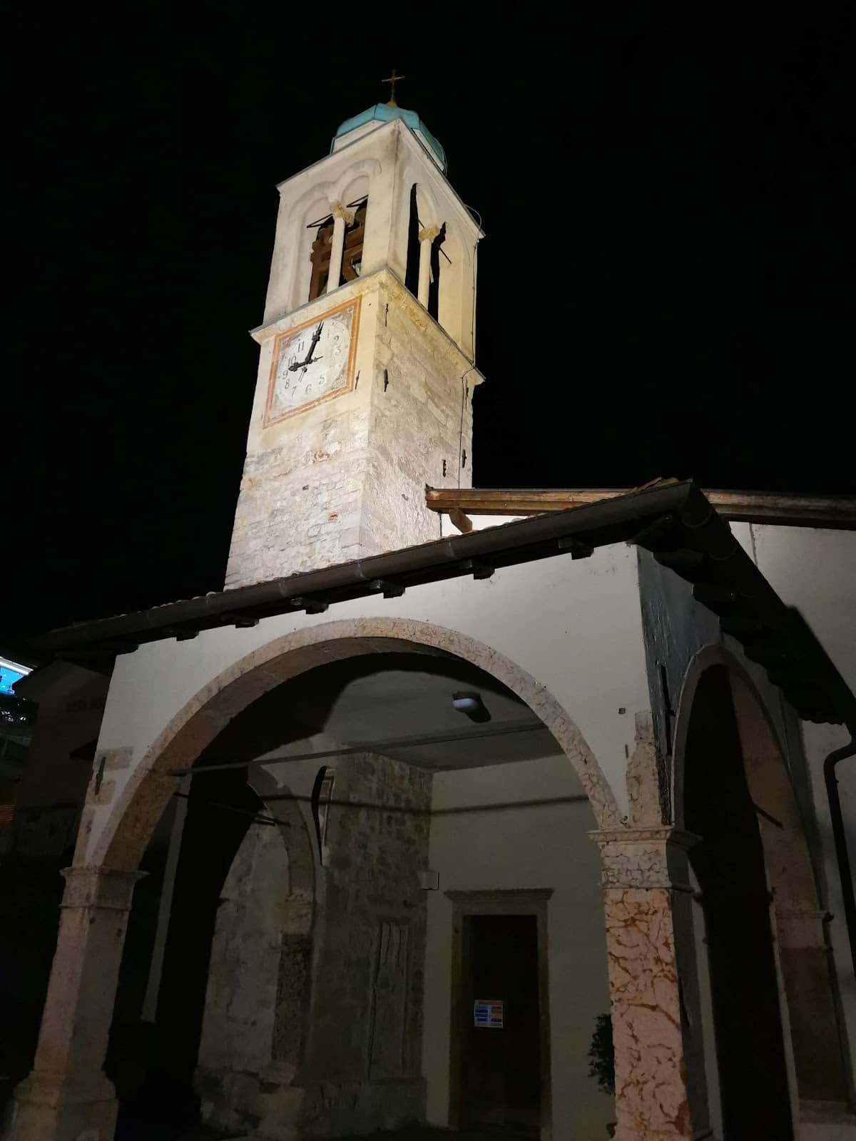 Vertical photo