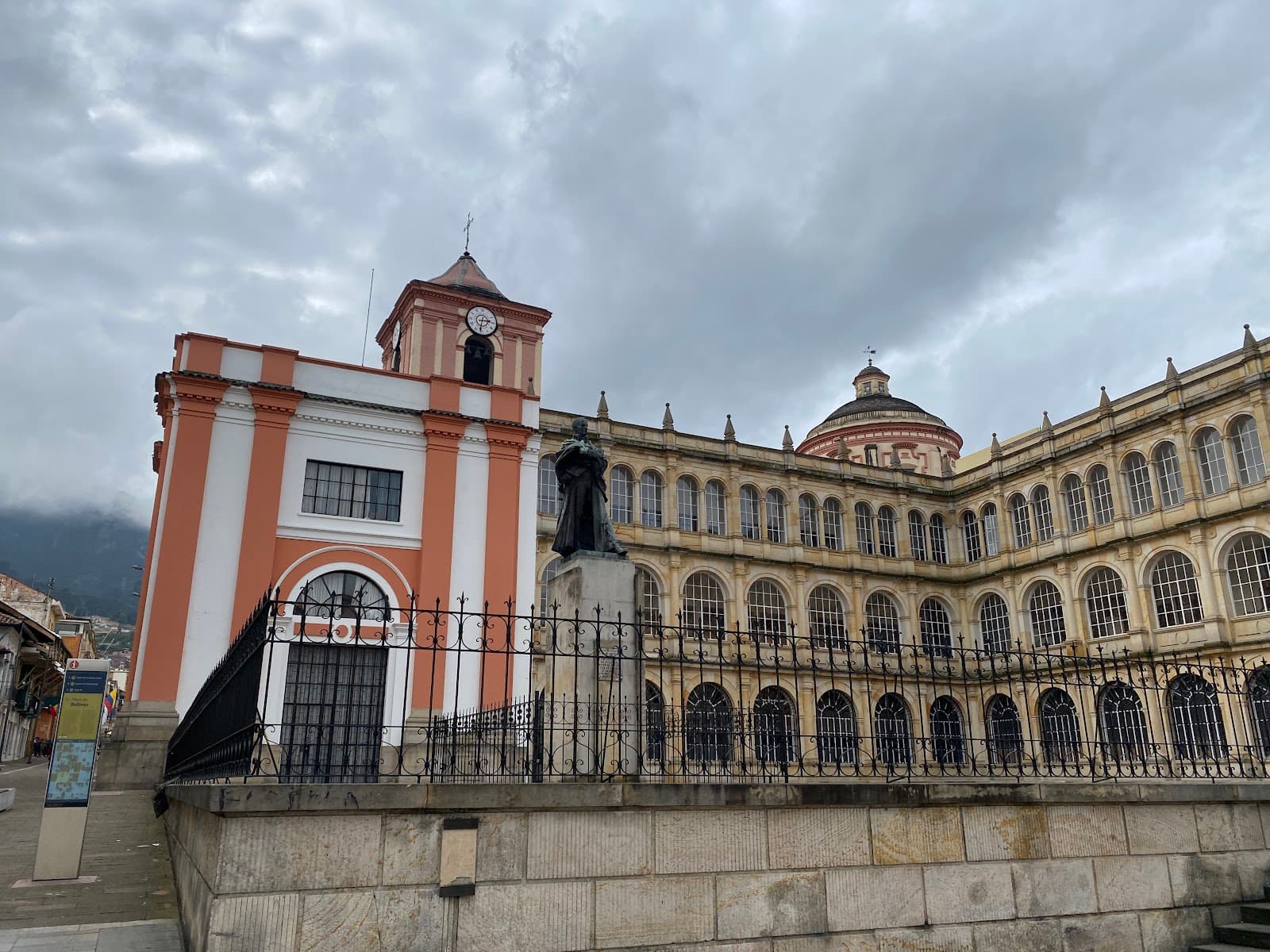 San Ignacio Church and Cloister - Image 1