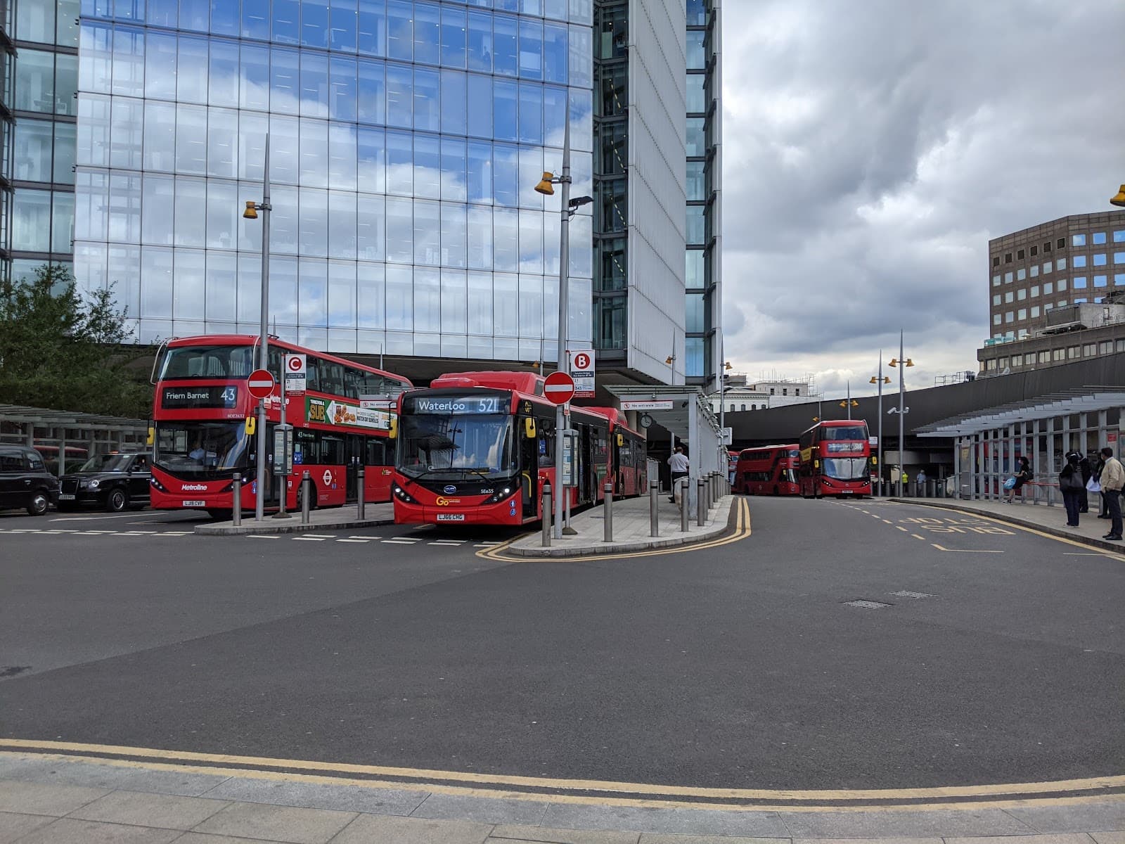 Various London Bus Routes - Image 1