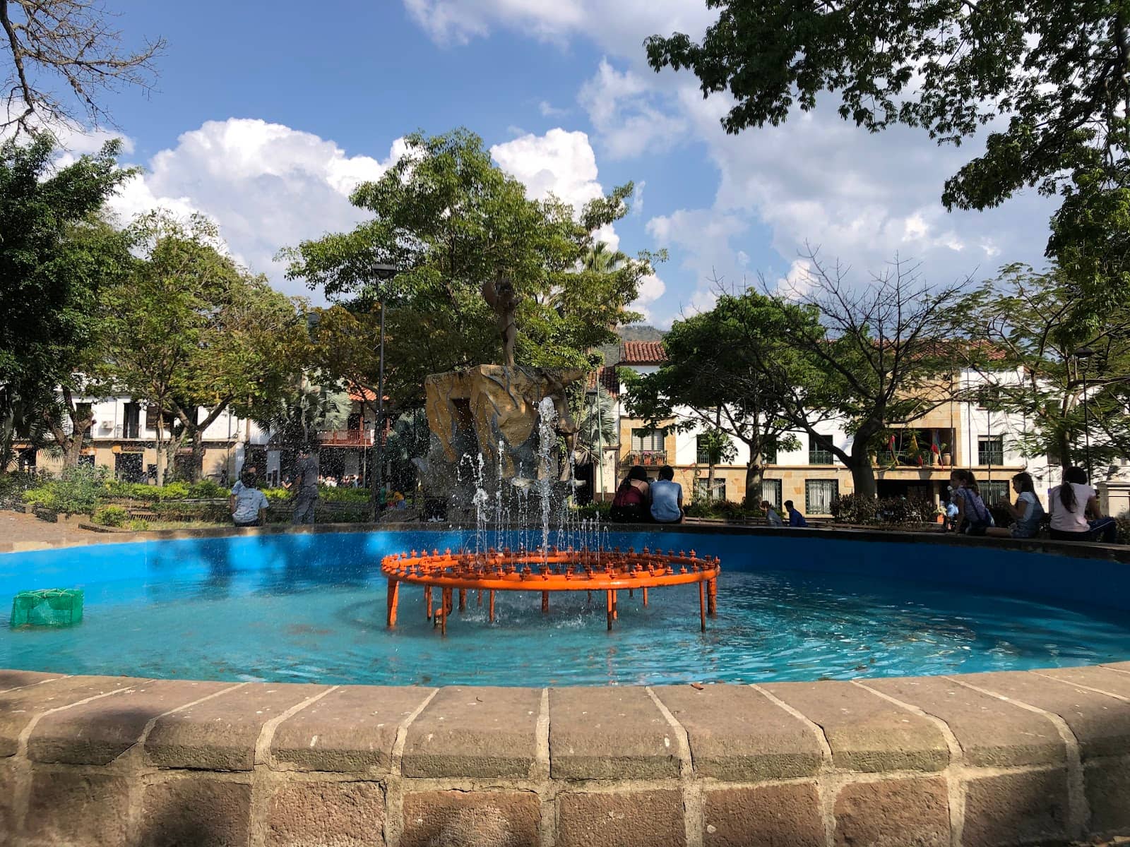 Apple Store Presence