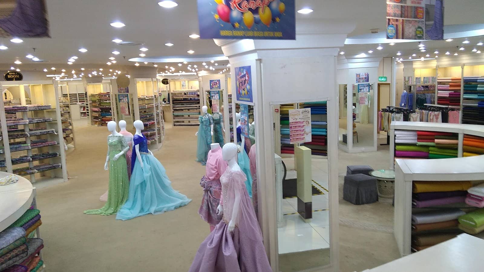 ST Rosyam Mart