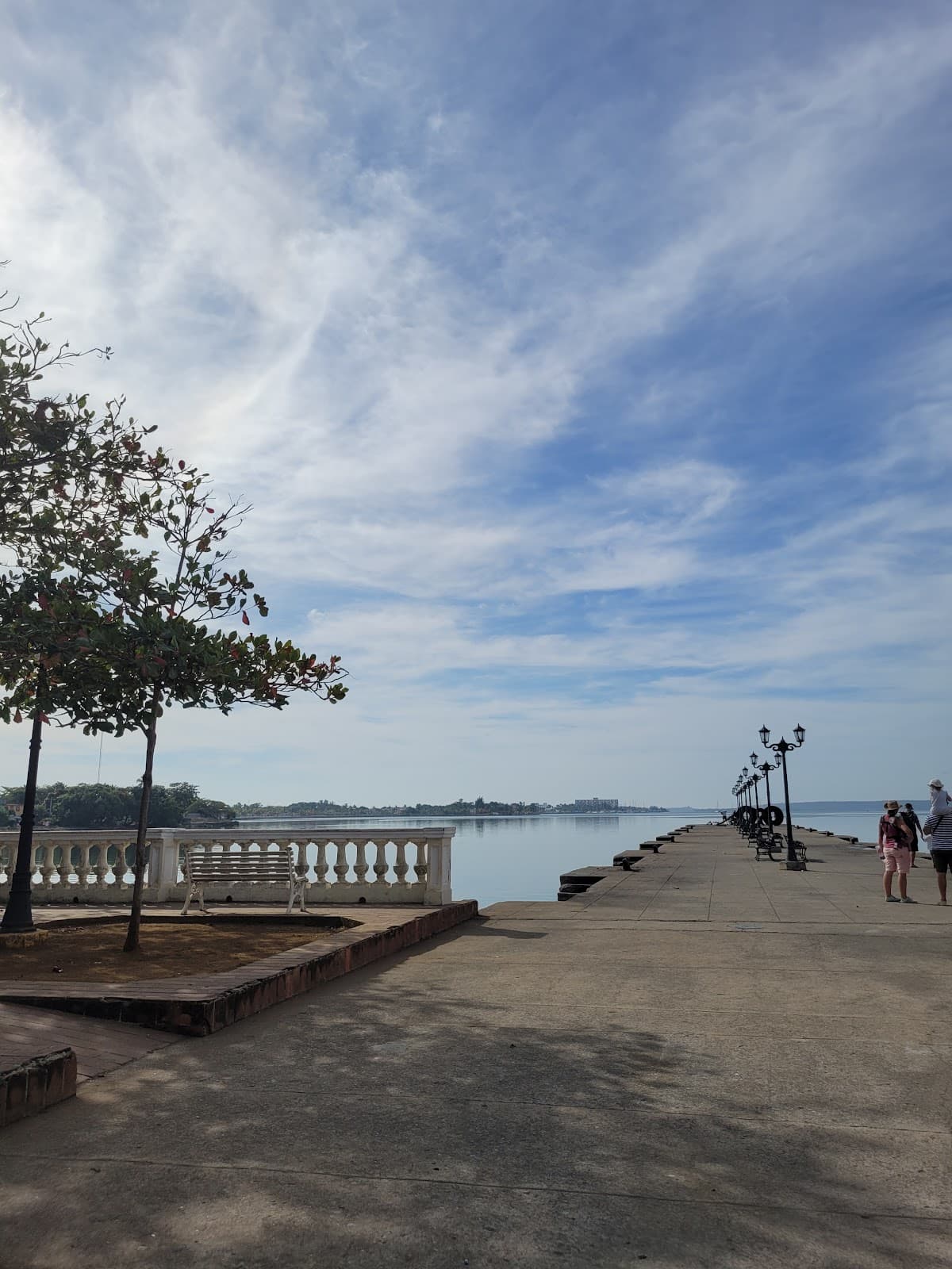 Muelle Real Royal Pier - Image 1