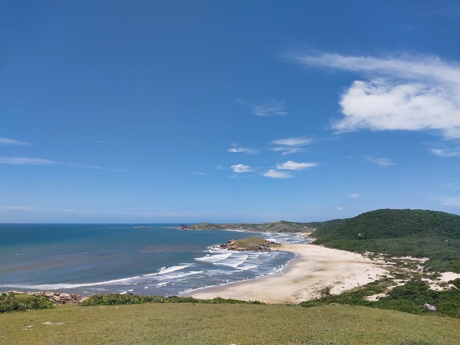 Praia do Gravatá Santa Marta - Image 1