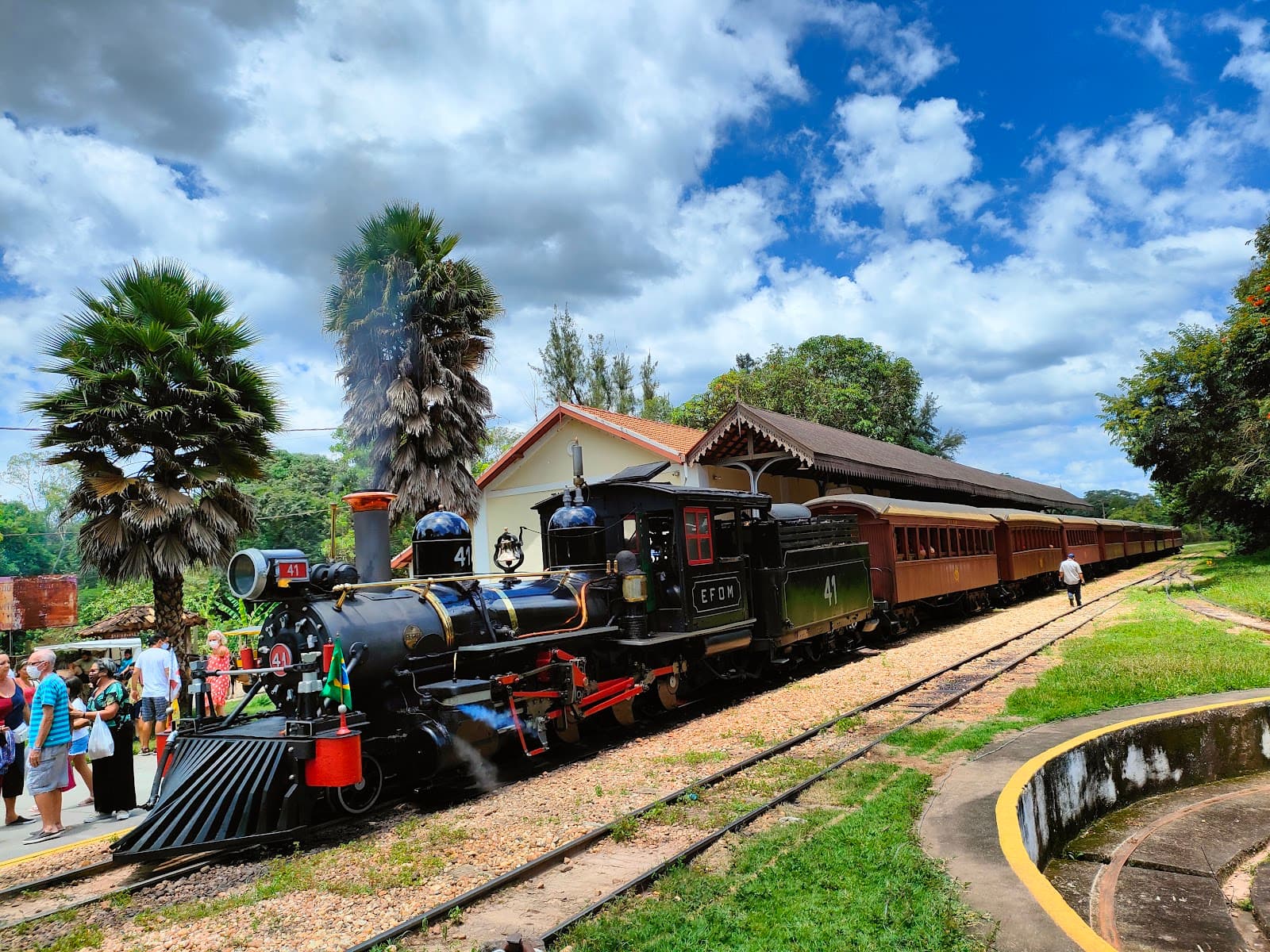 Estação Ferroviária Tiradentes - Image 1