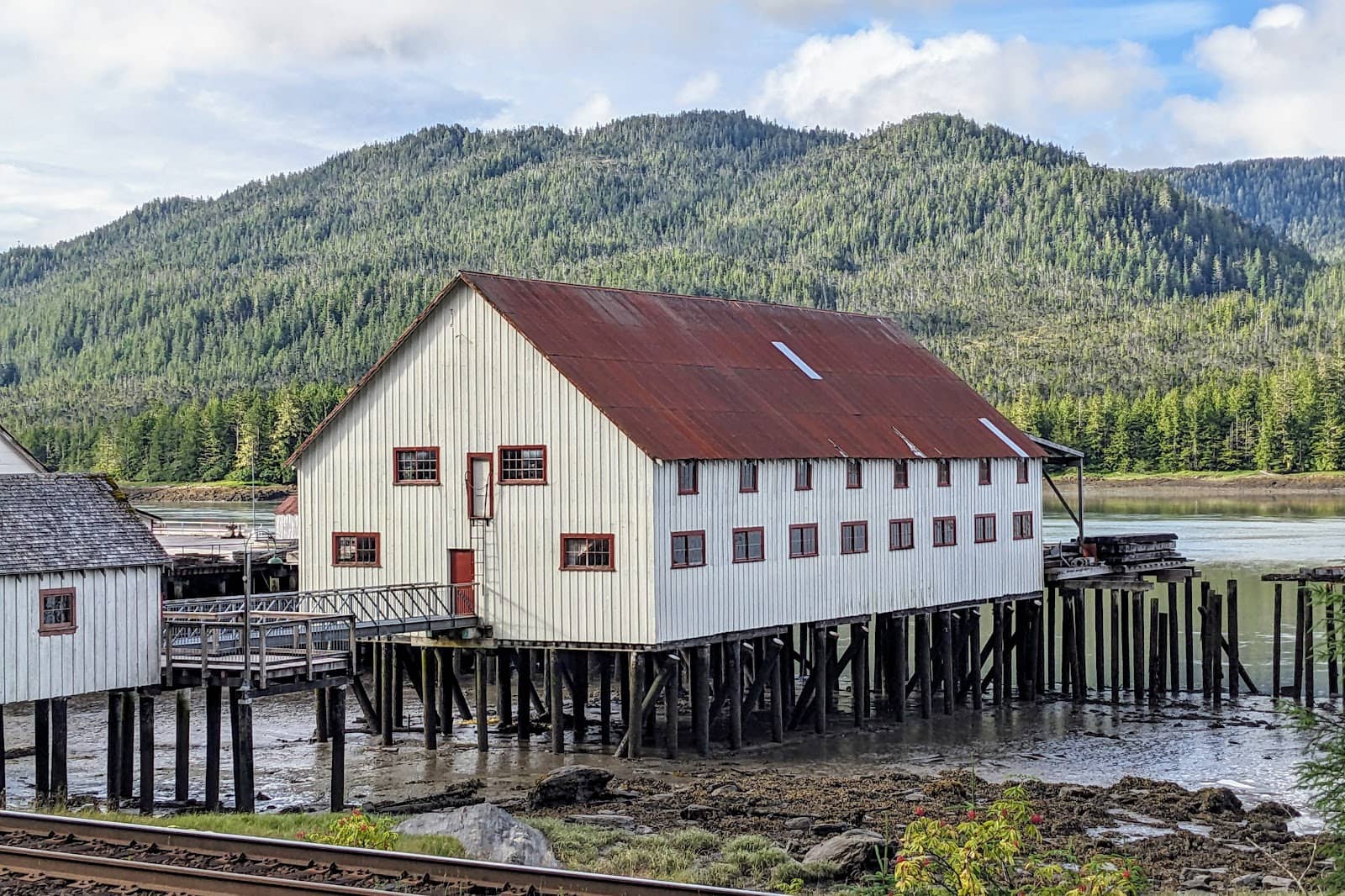 Resident Houses & Boardwalks