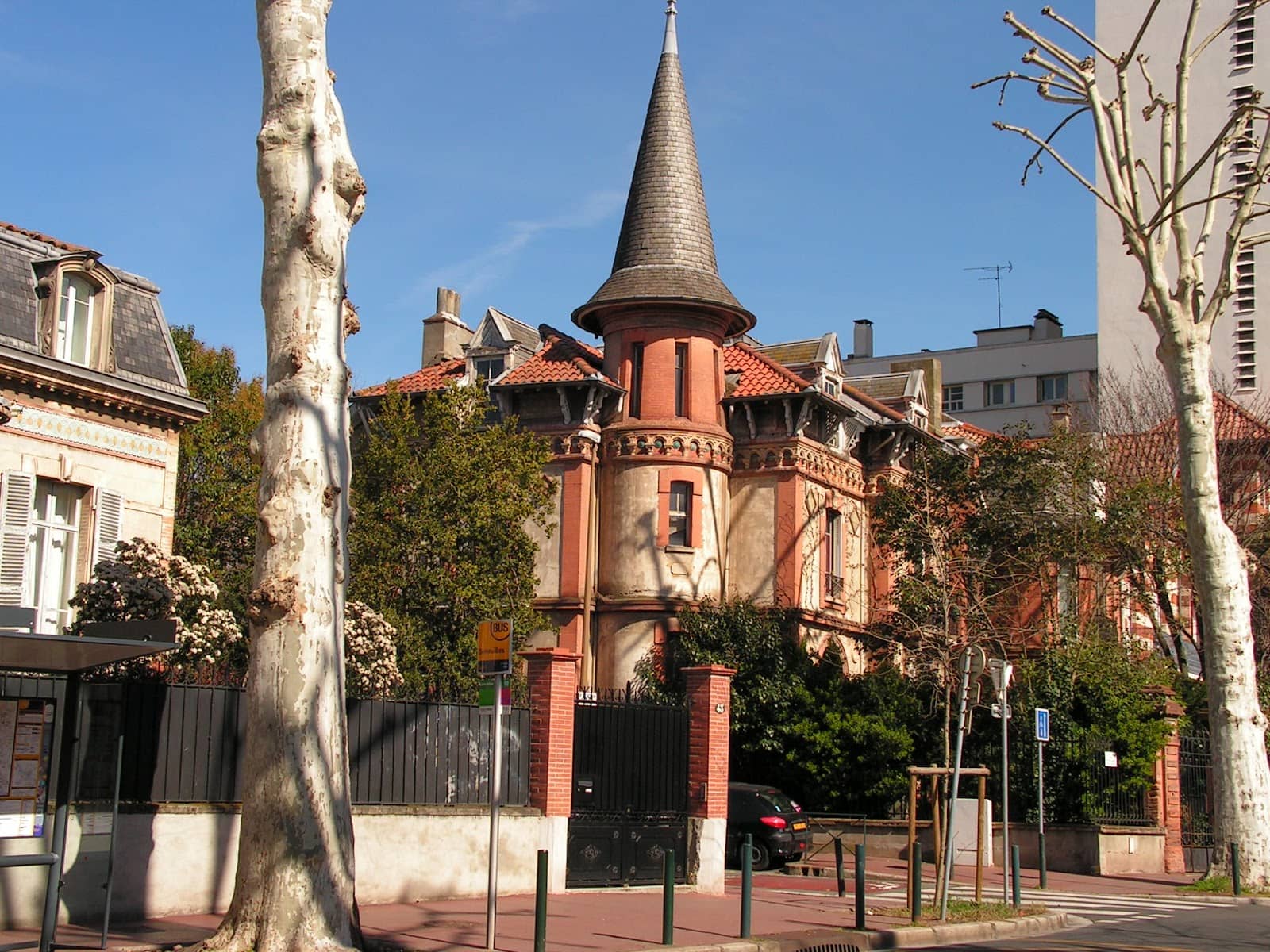 Local Tascas and Eateries