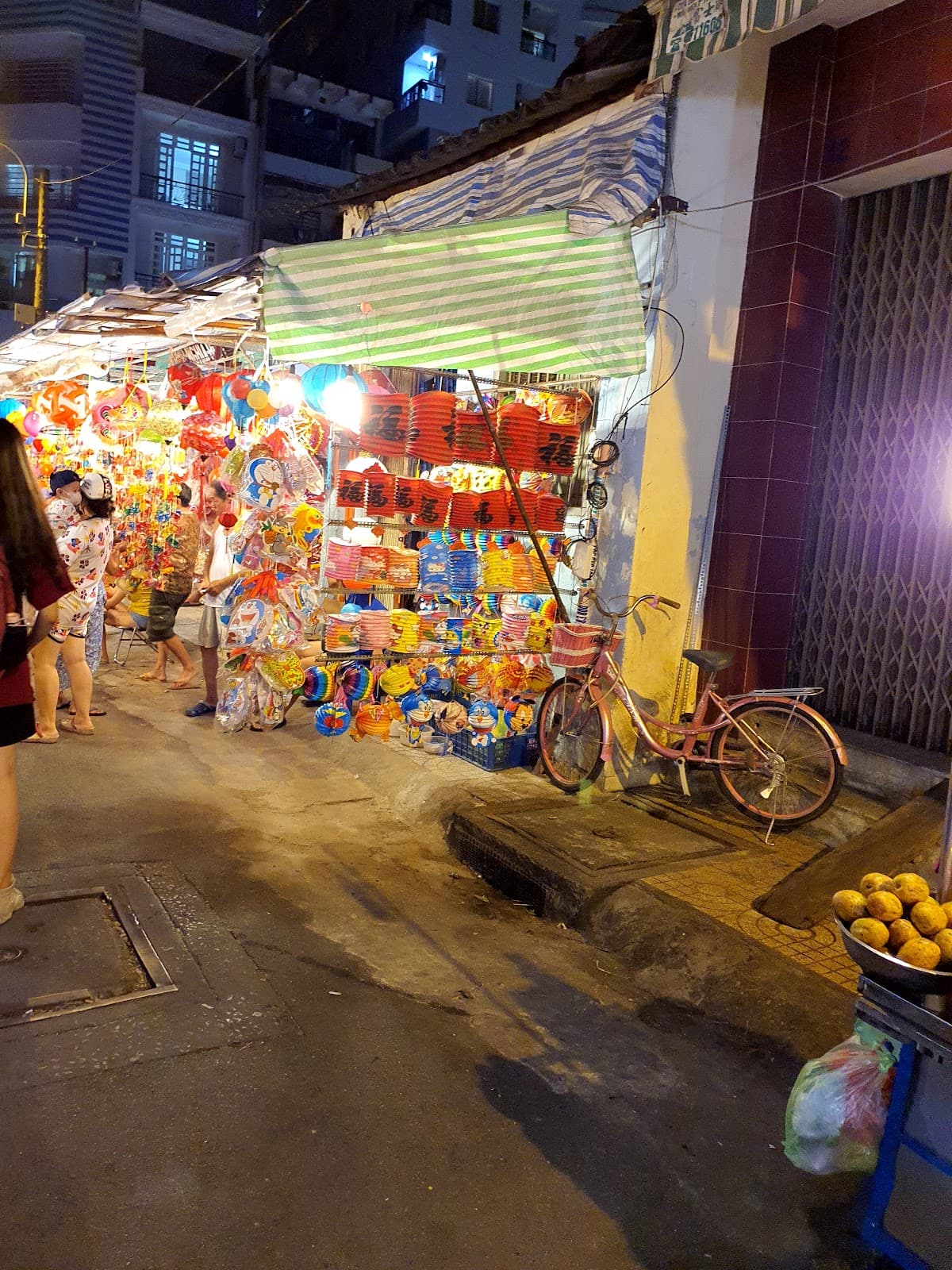 Luong Nhu Hoc Lantern Street - Image 1