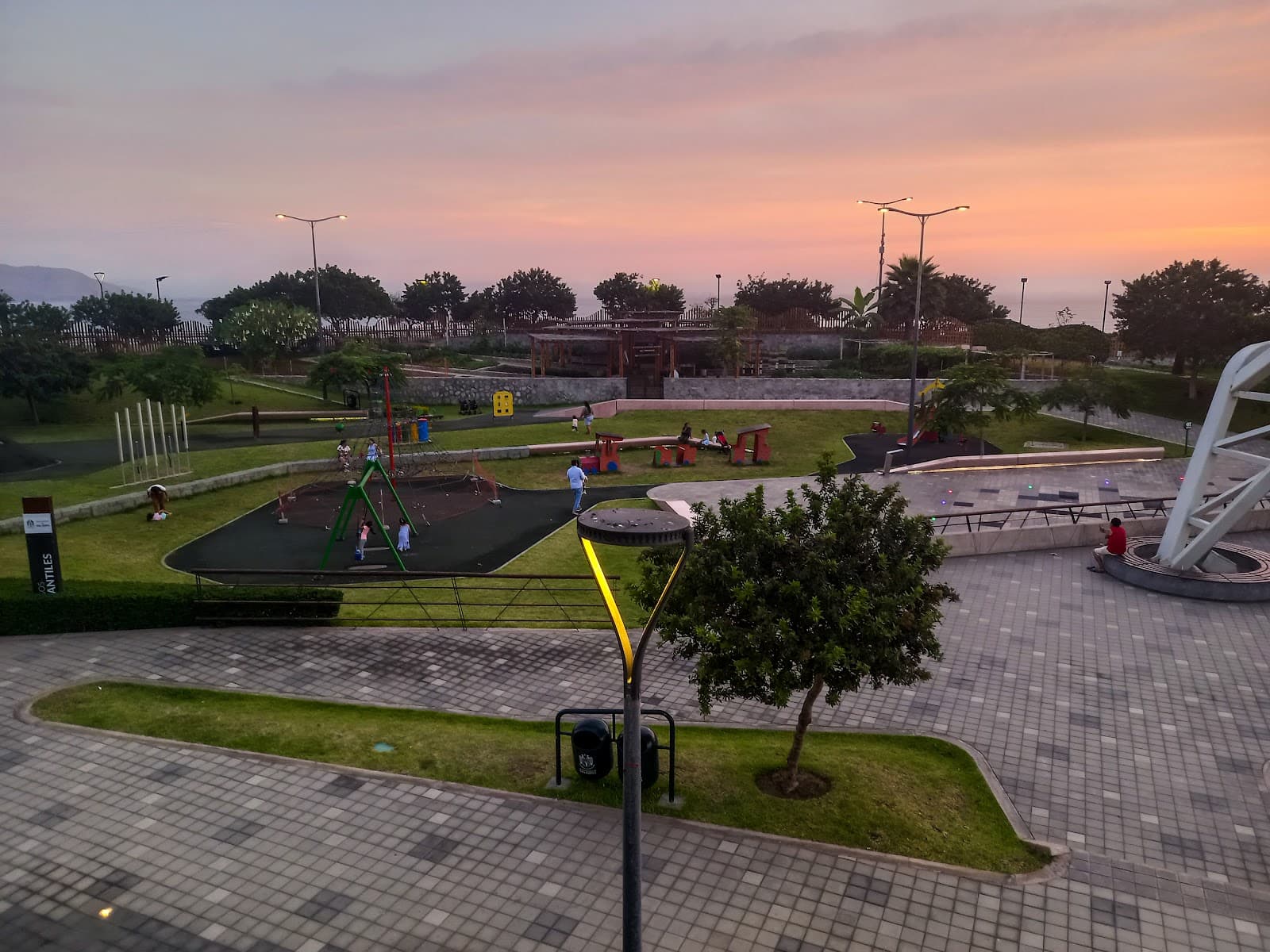 Bicentennial Park San Isidro - Image 1