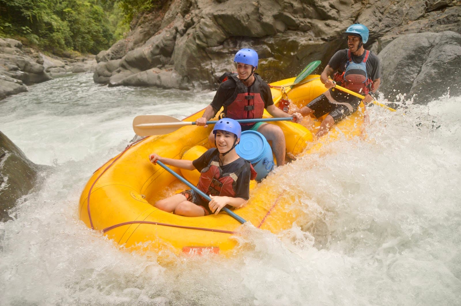 Savegre River Rafting - Image 1
