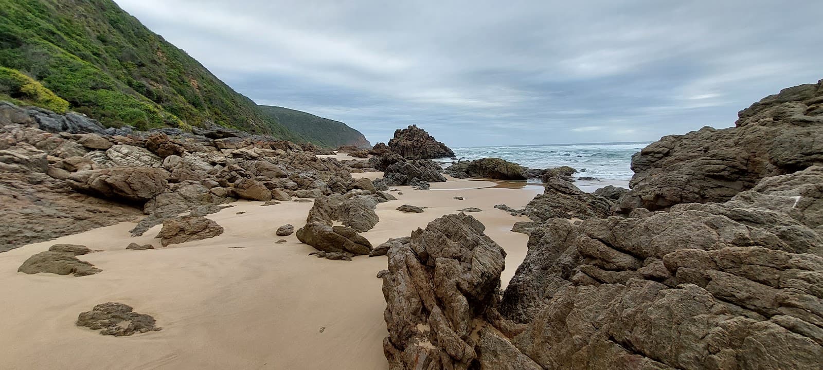 Glentana Beach - Image 1