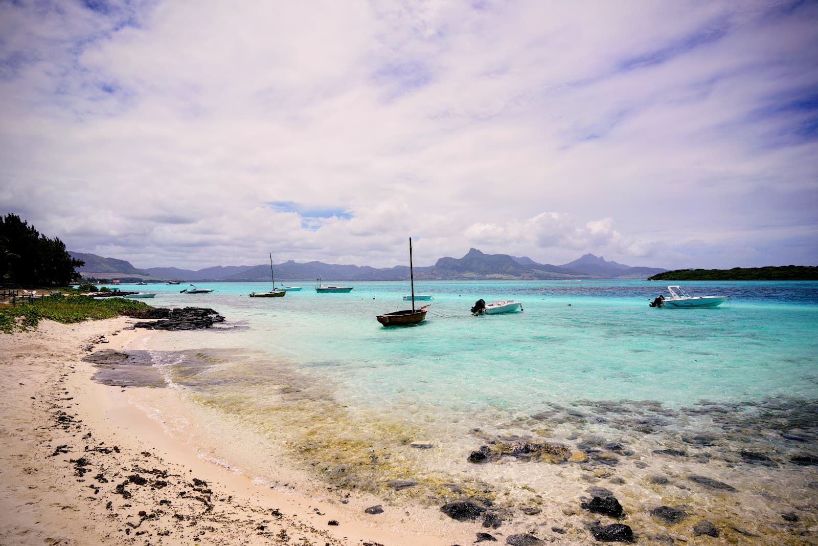 Pointe d'Esny Beach - Image 1