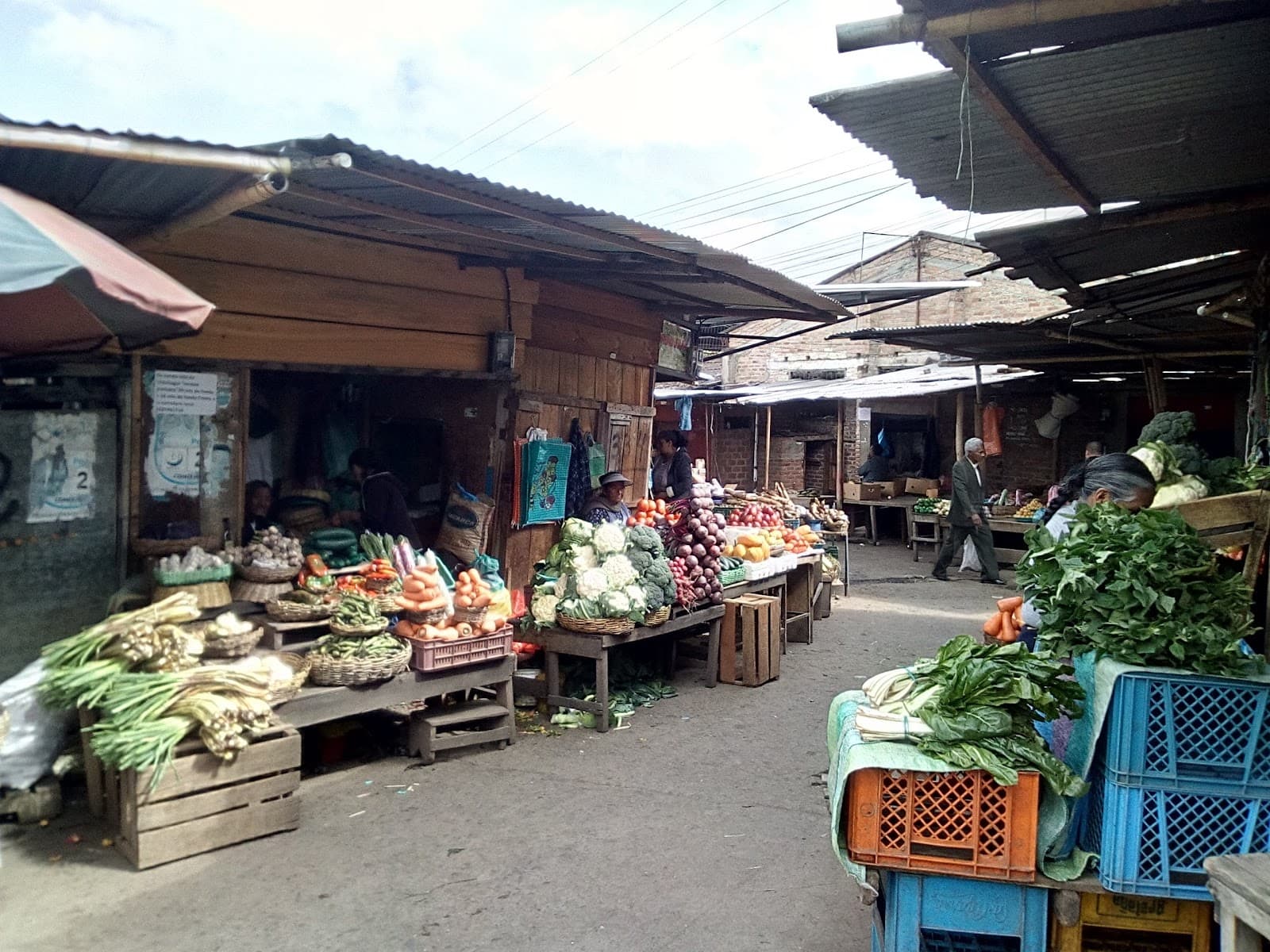 Plaza de Mercado El Potrerillo - Image 1
