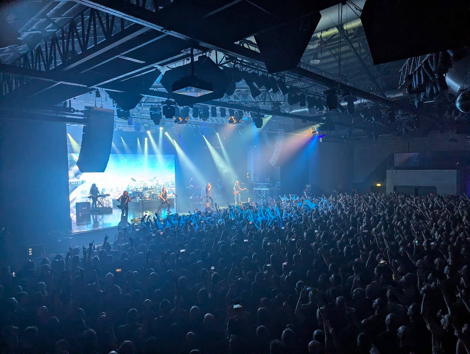 Indoor Smoking Lounge