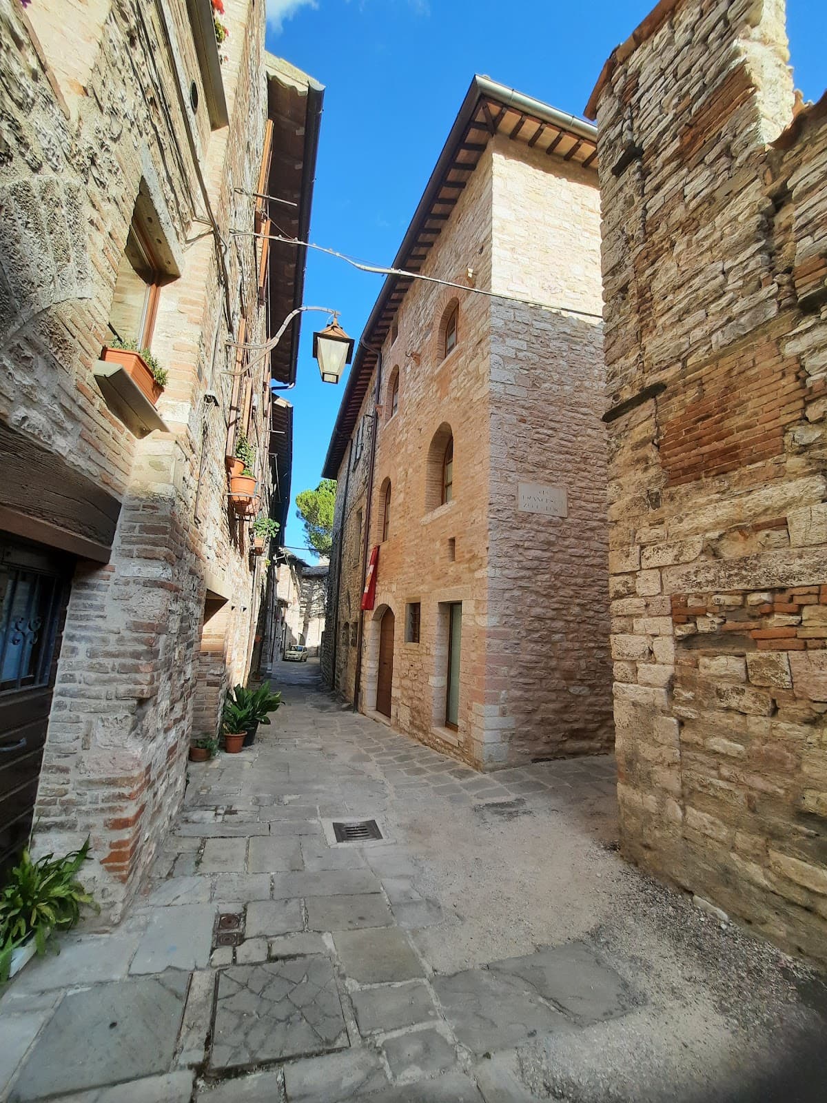 Via dei Consoli - Image 1