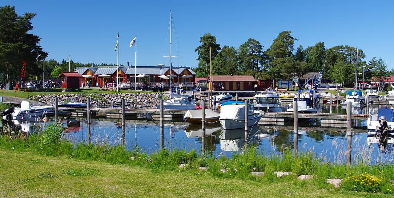 Ekens Archipelago