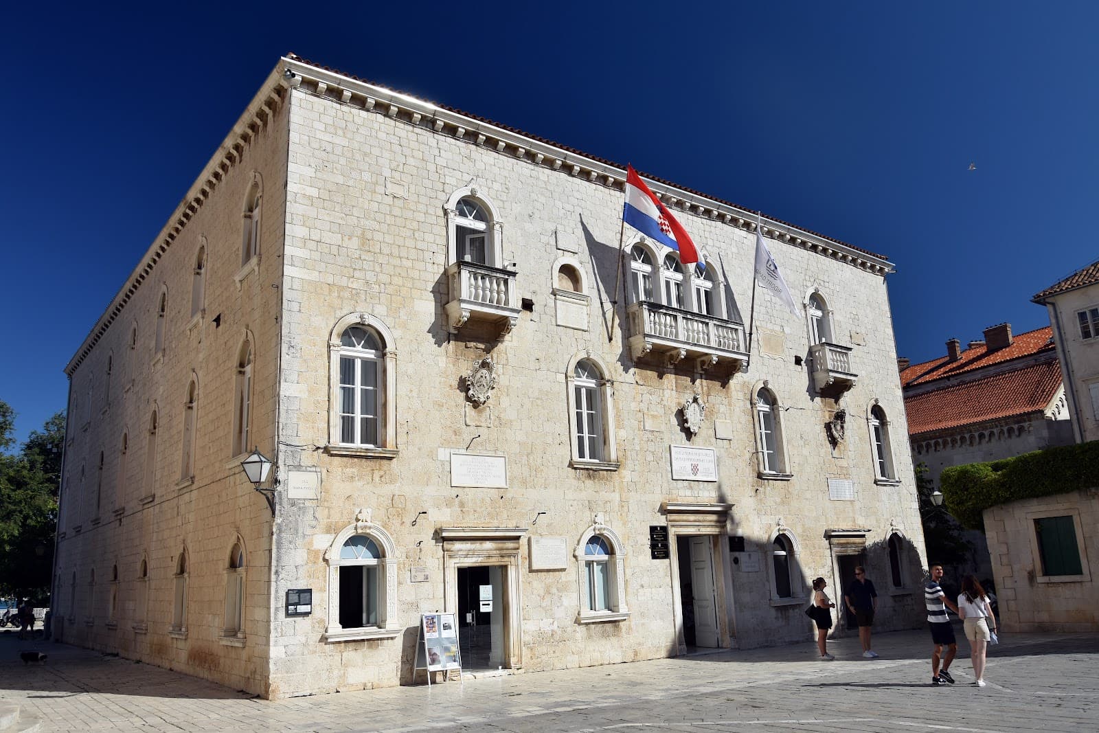 City Hall Duke's Palace - Image 1