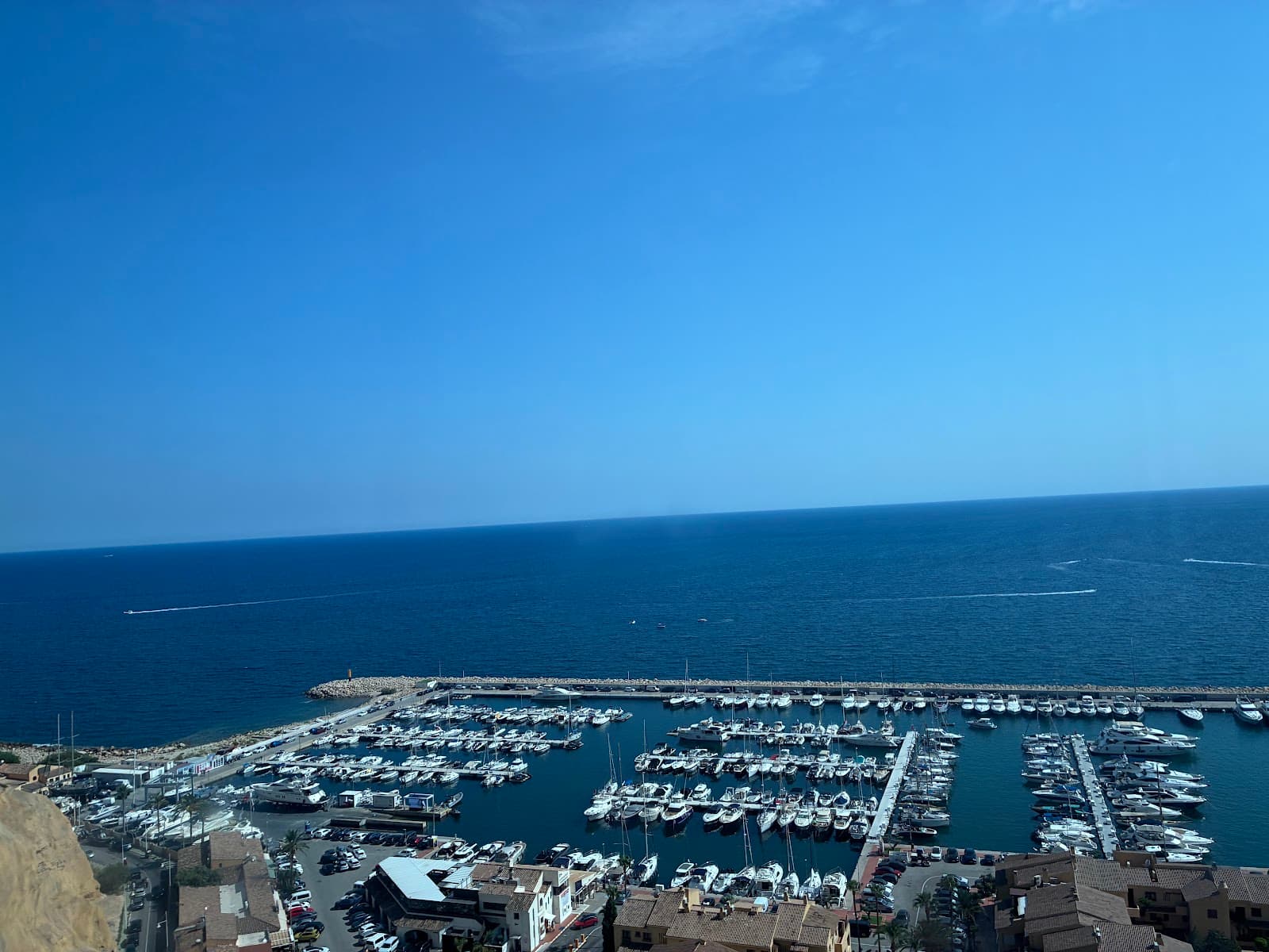 Marina Greenwich Puerto Luis Campomanes - Image 1