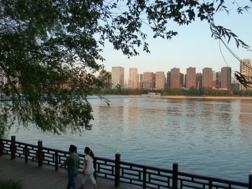 Hunhe Riverside Park - Image 1