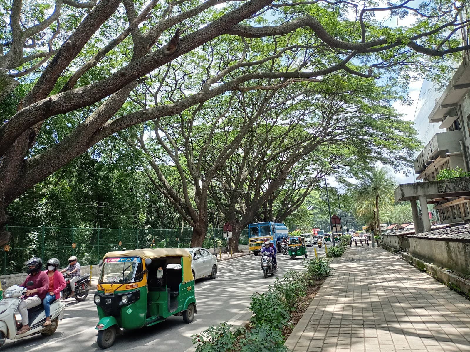 Kasturba Road Bengaluru - Image 1