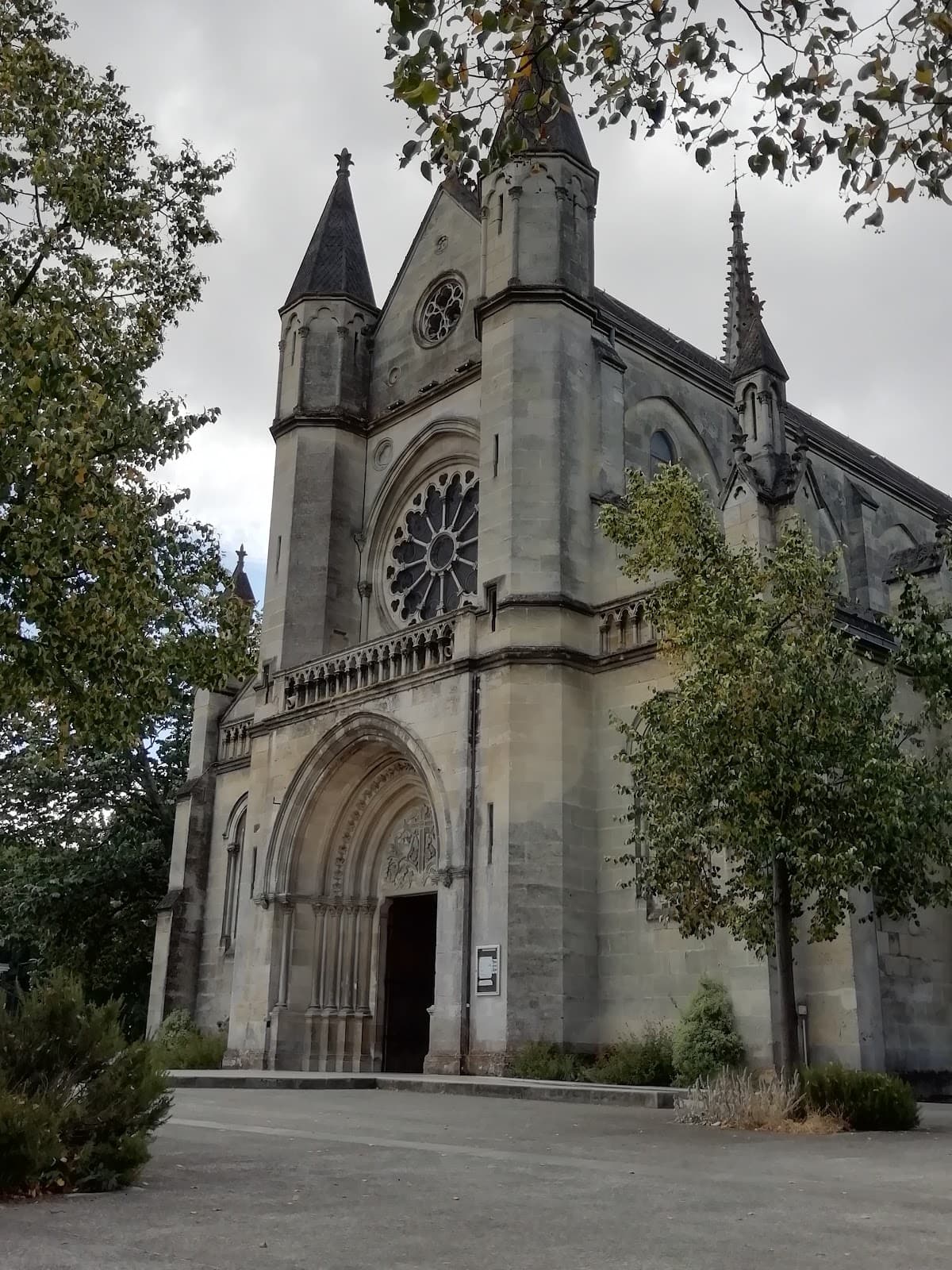 Caudéran district - Image 1