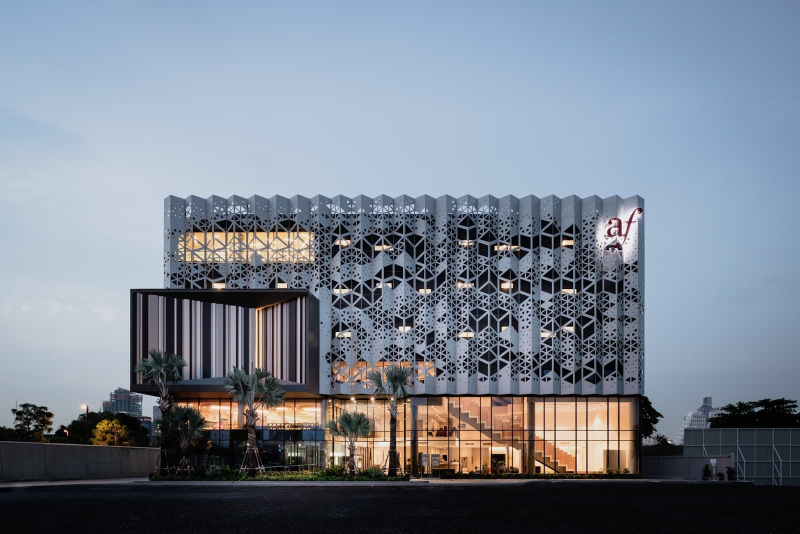 Café OUI-WE! at Alliance Française Auditorium - Image 1