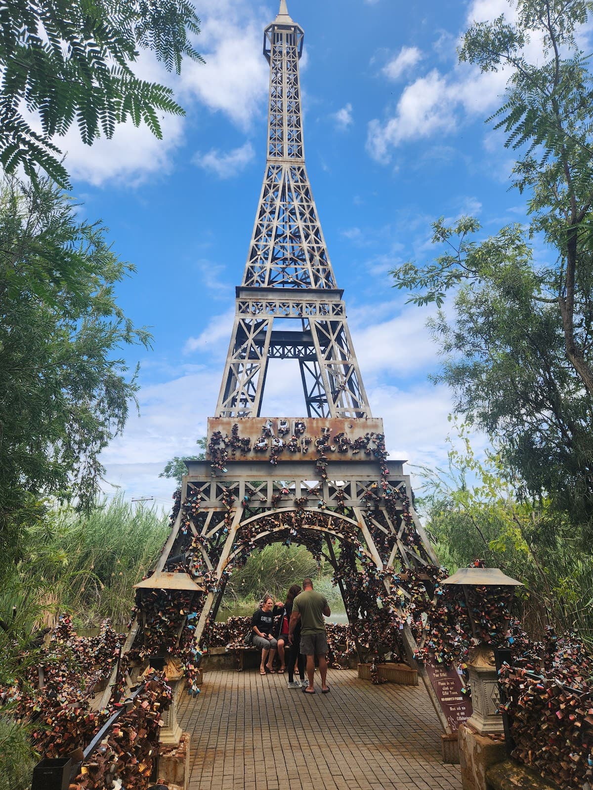 Little Paris Hartbeespoort - Image 1