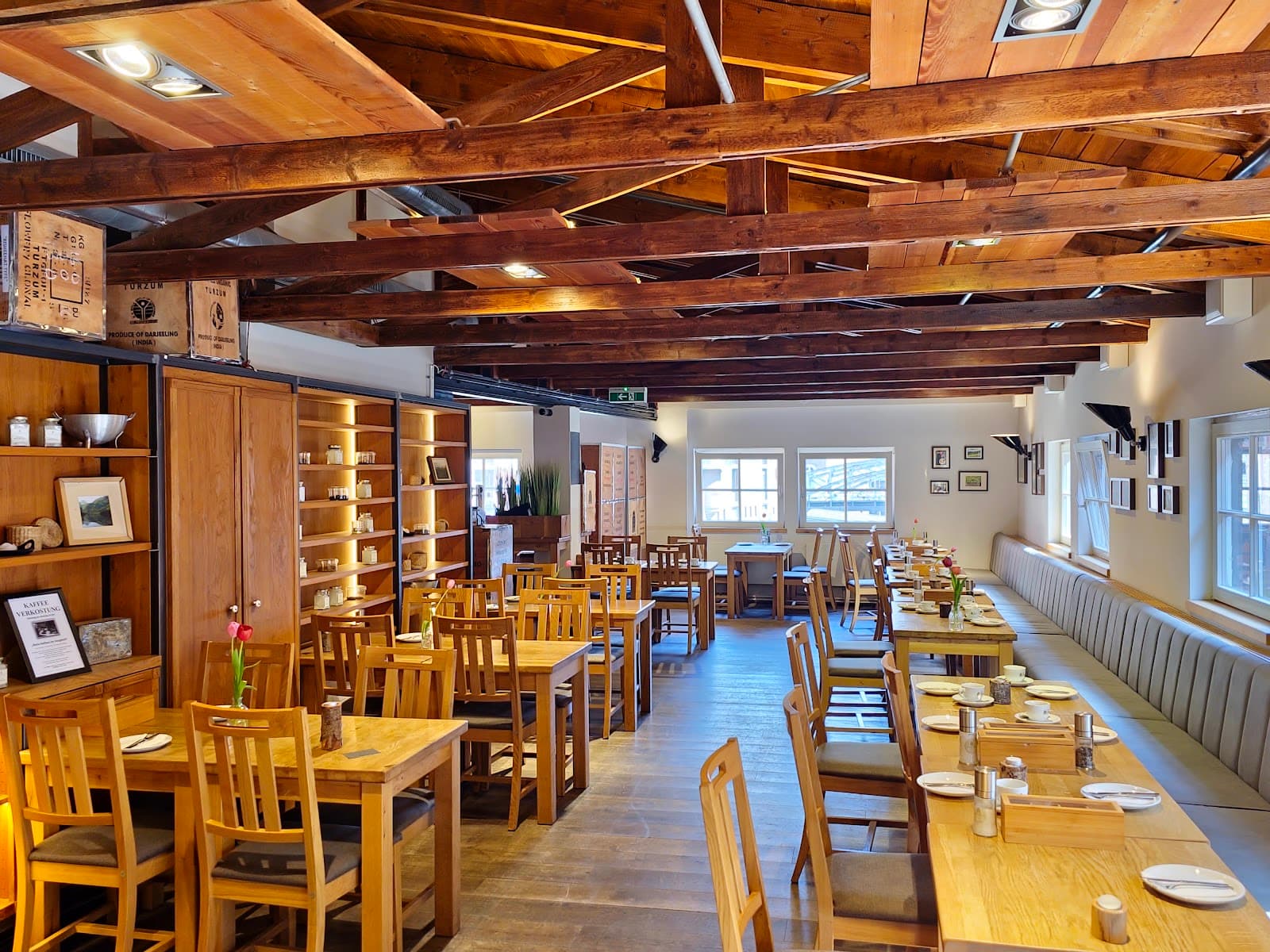 Wasserschloss Speicherstadt - Image 1