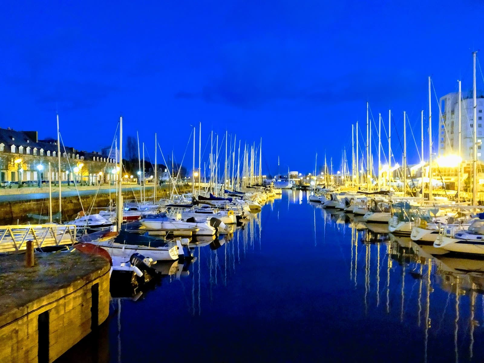 Quai des Indes - Image 1