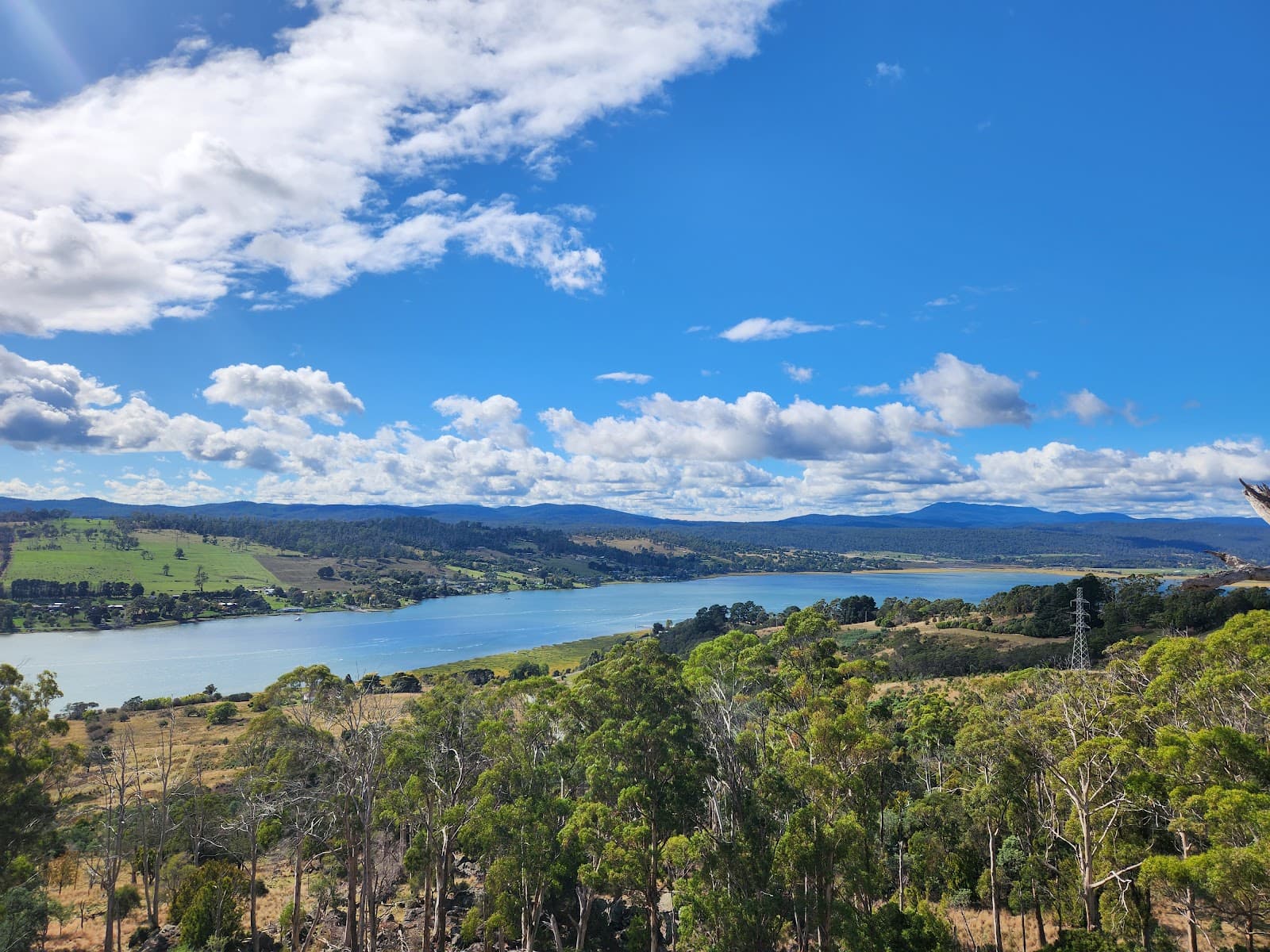 Brady's Lookout - Image 1