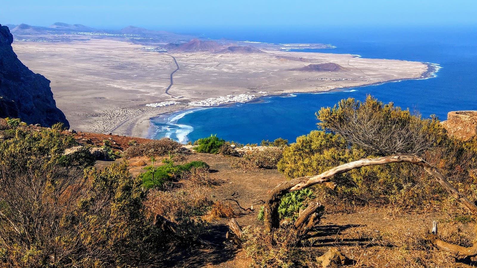 El Bosquecillo Viewpoint - Image 1
