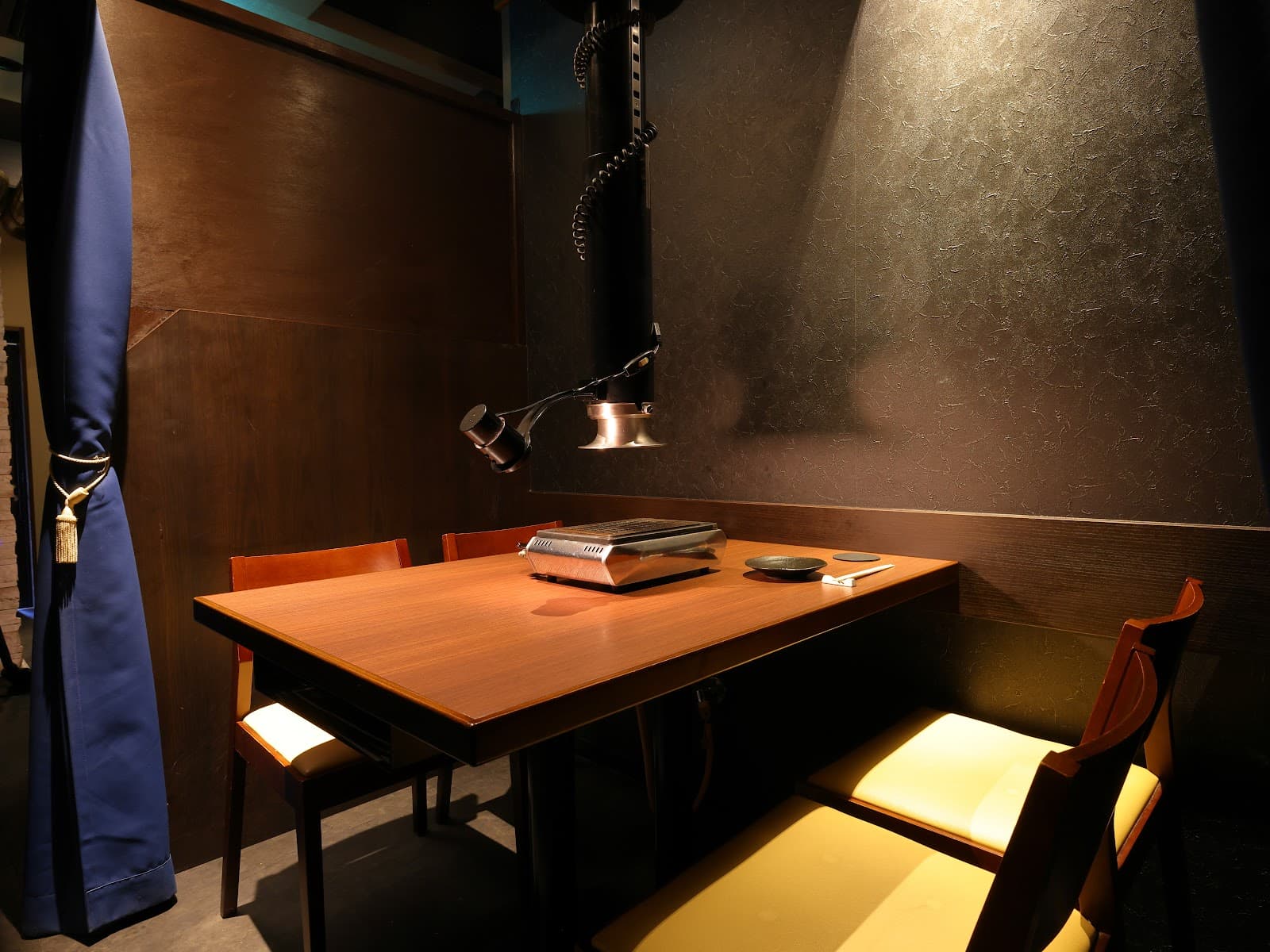 Yakiniku Restaurant - Image 1