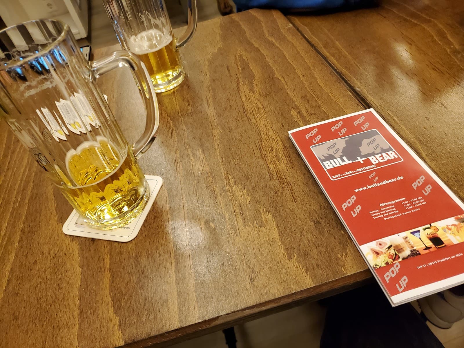 Frankfurt Stock Exchange & Bull and Bear Frankfurt - Image 1