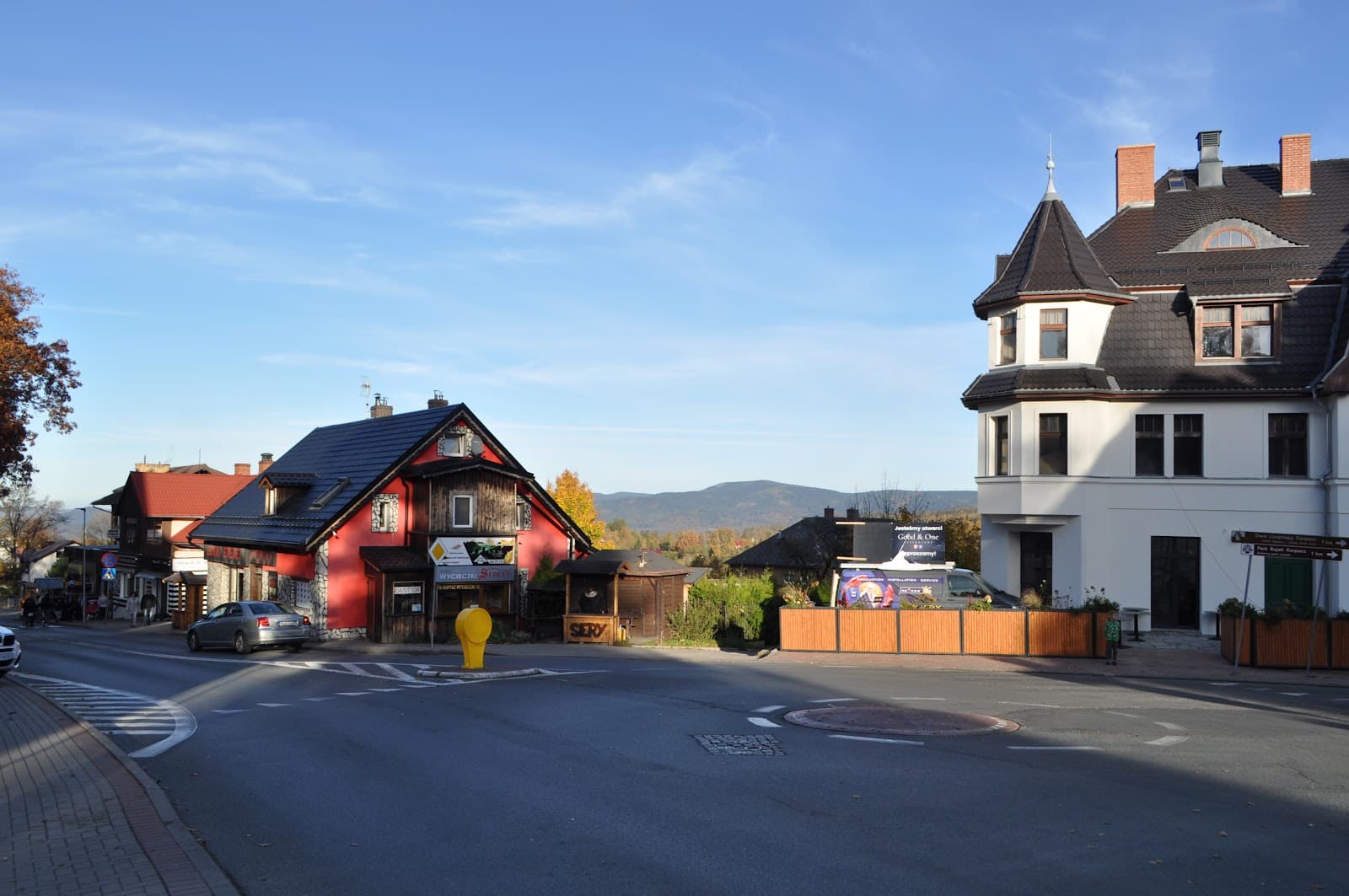 Konstytucji 3 Maja Promenade - Image 1