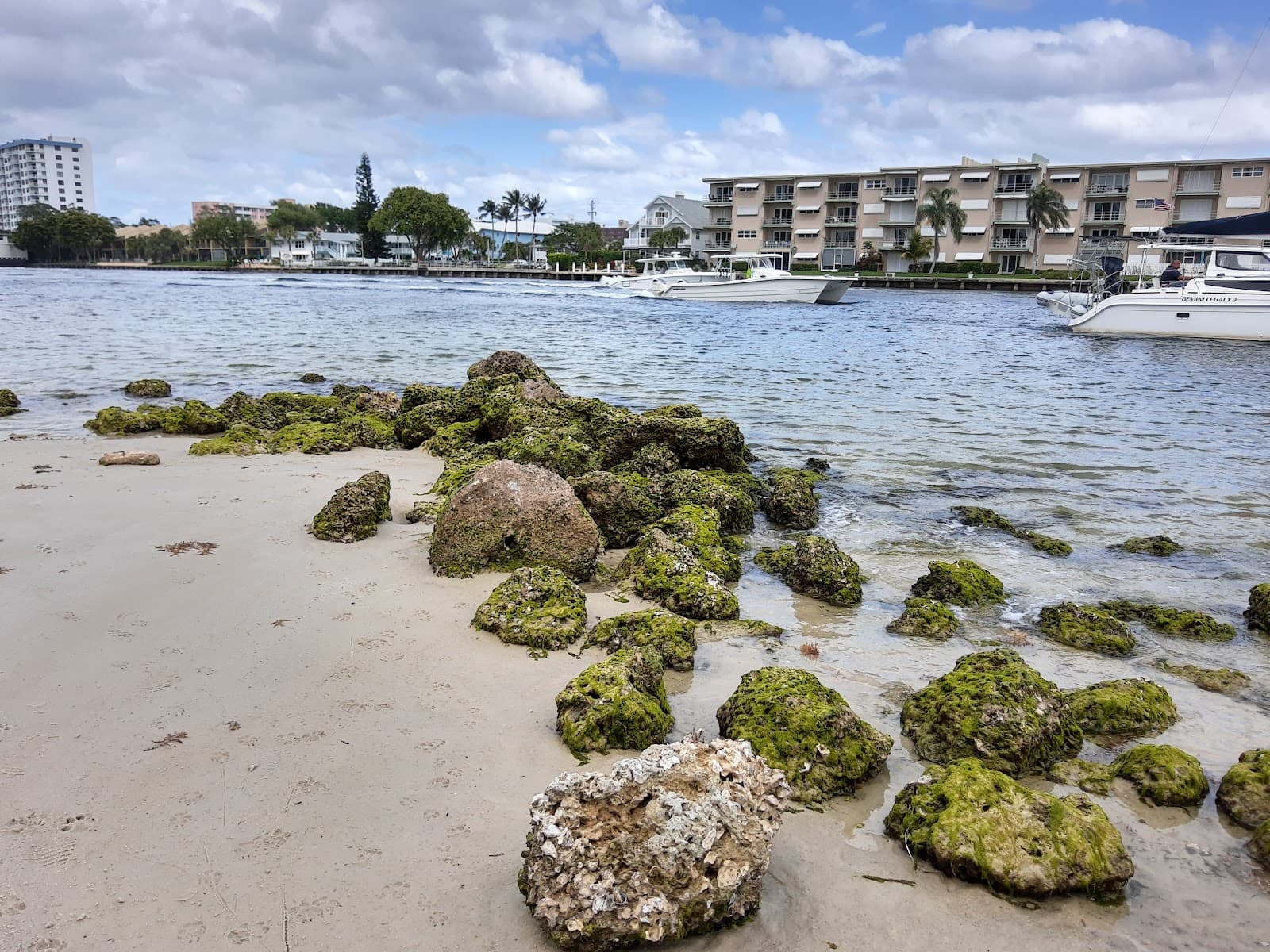 Harbor's Edge Park - Image 1