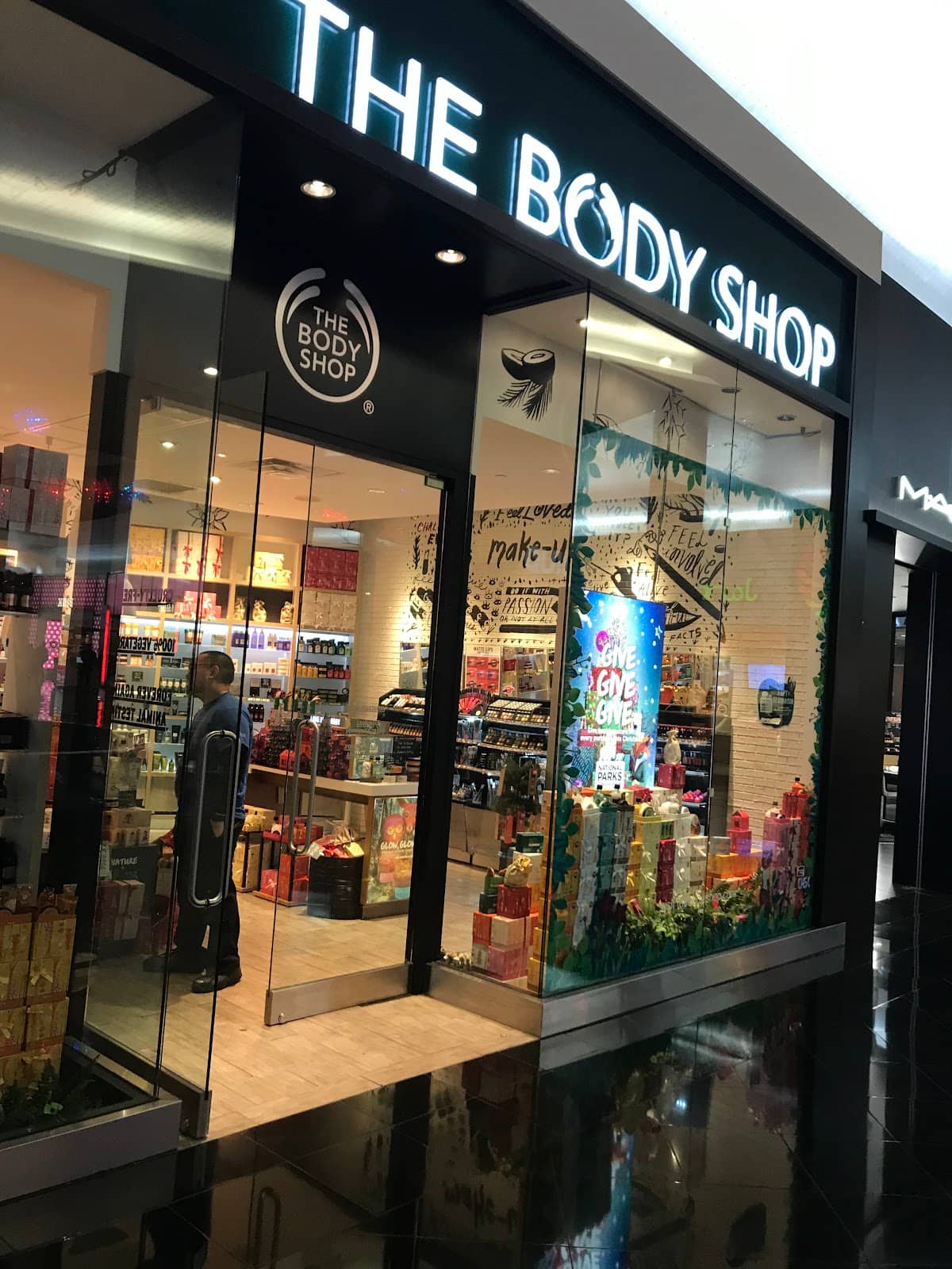 Swingers Indoor Mini Golf