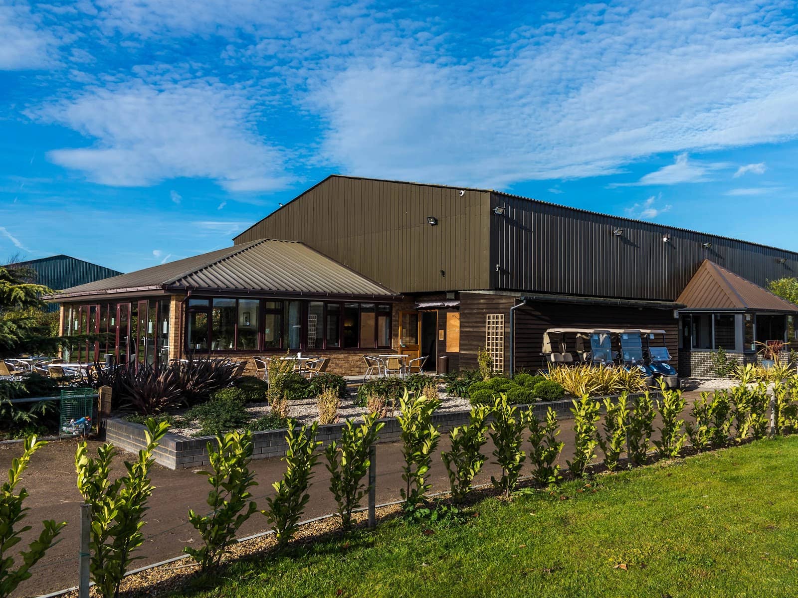 Friendly Club Atmosphere