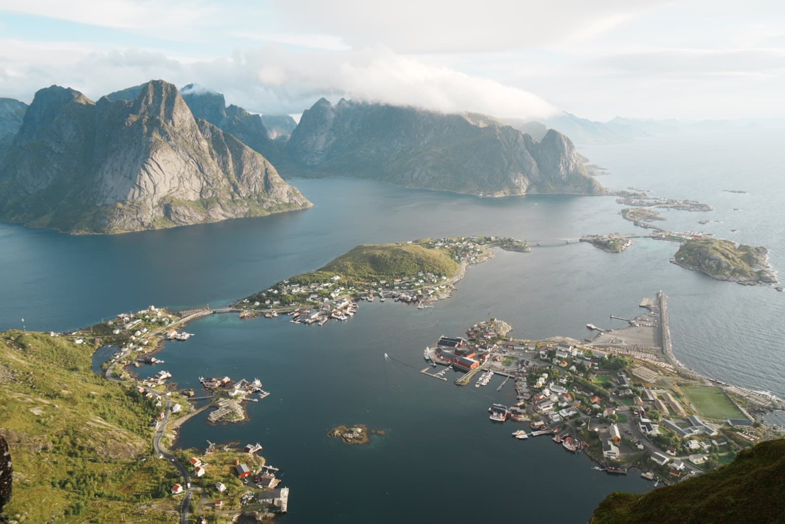 Reinebringen - Image 1