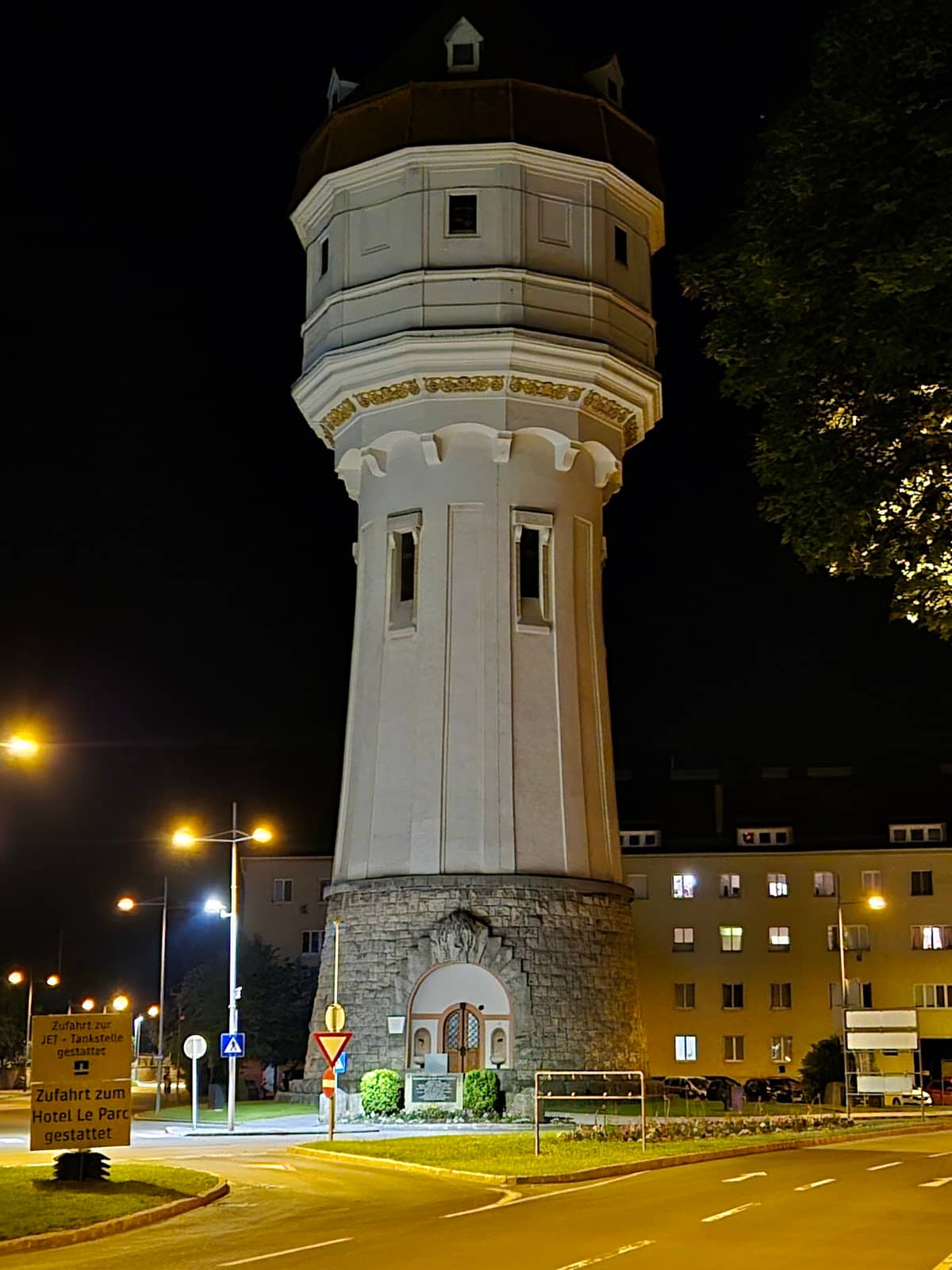 Vertical photo