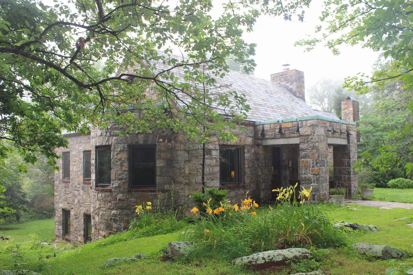 Bears Den Lodge