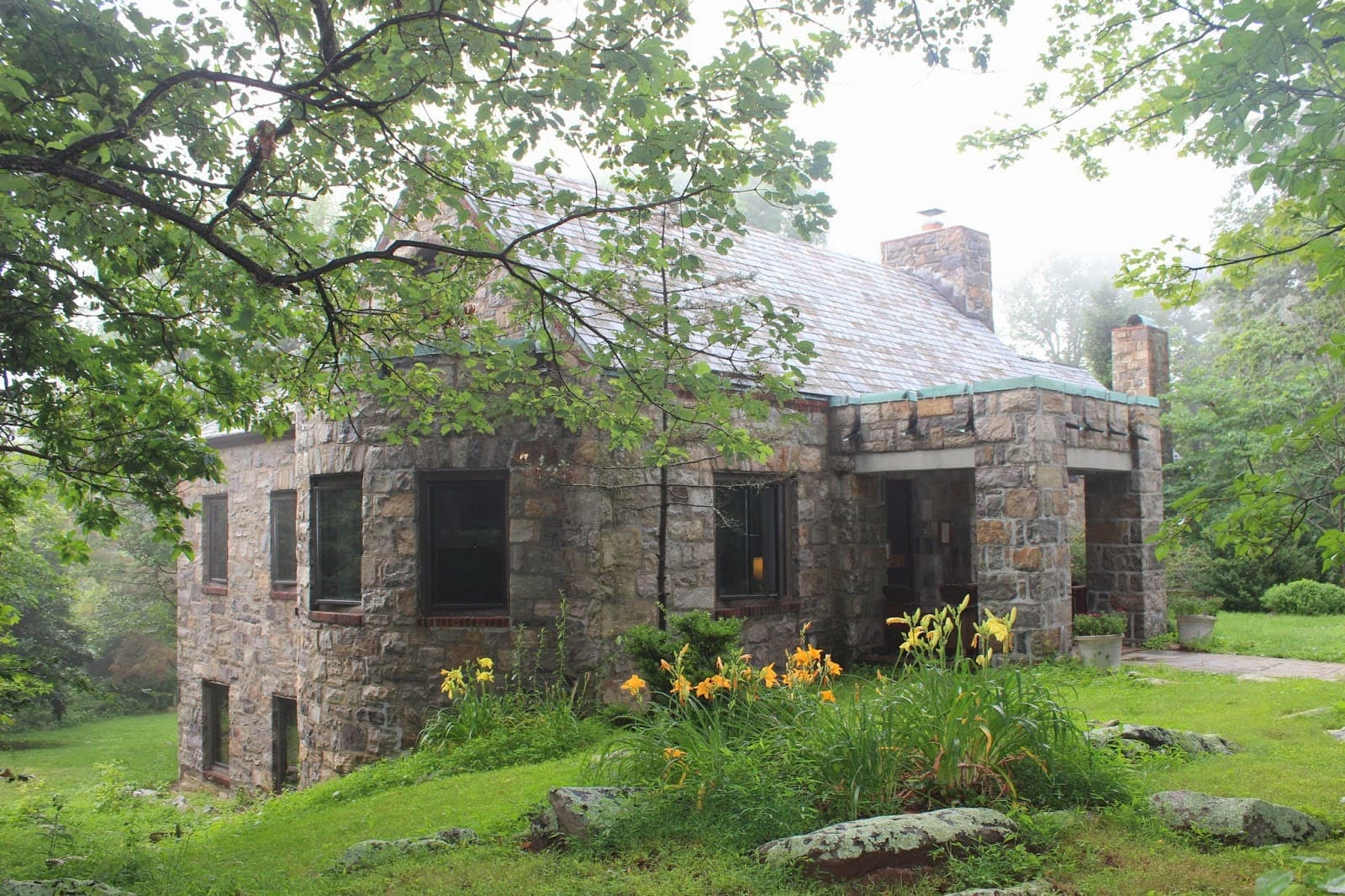 Appalachian Trail: Bears Den–Snickers Gap - Image 1