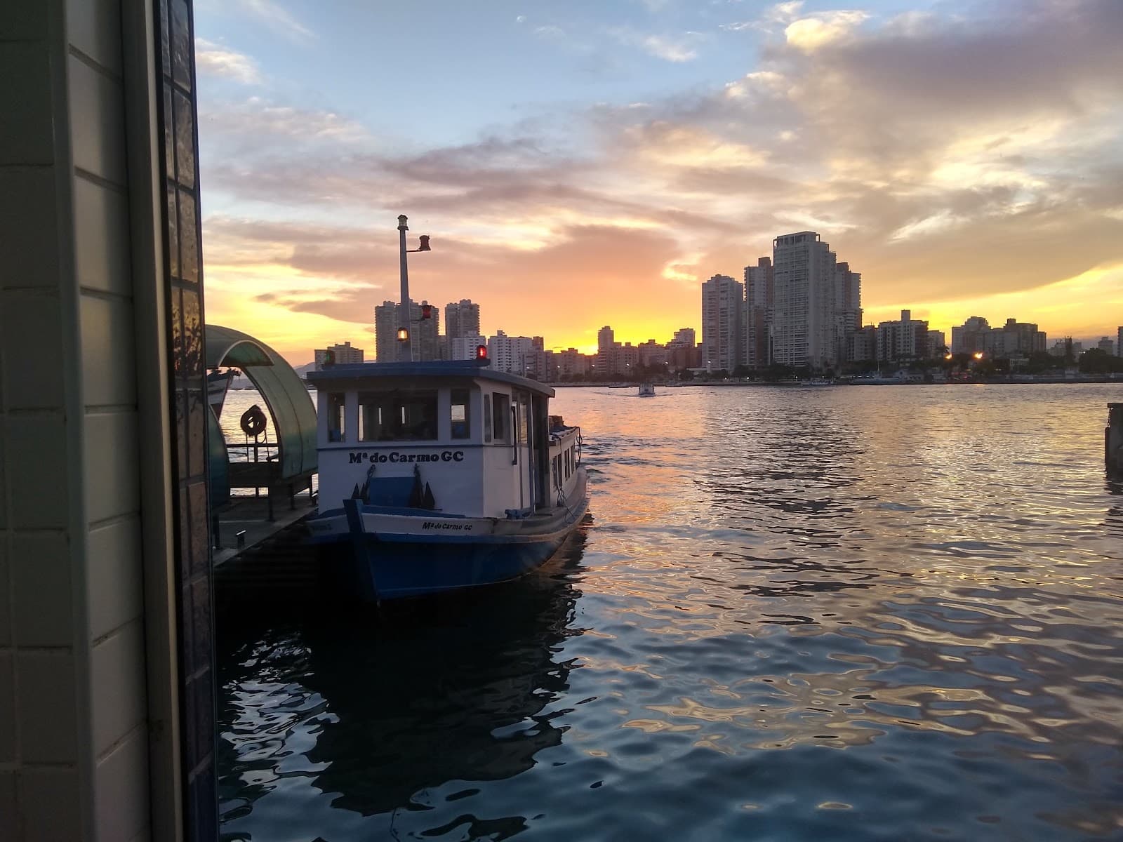 Ferry to Guarujá (Santos-Guarujá) - Image 1